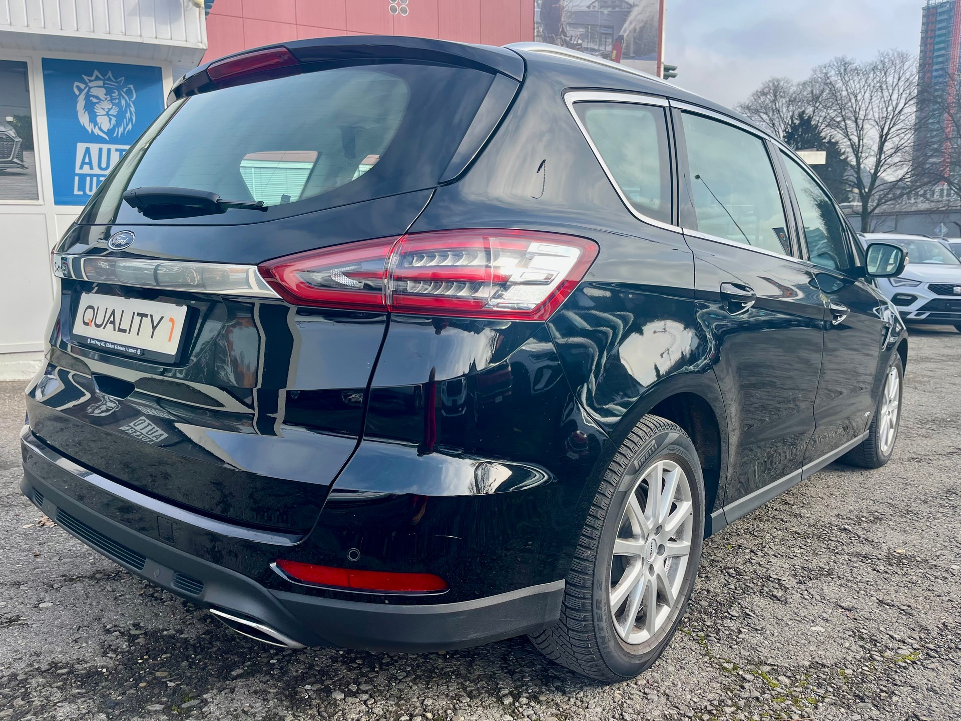 FORD S-Max 2.0 TDCi Titanium AWD PowerShift-*7Plätzer*CH Fahrzeug*-image-5