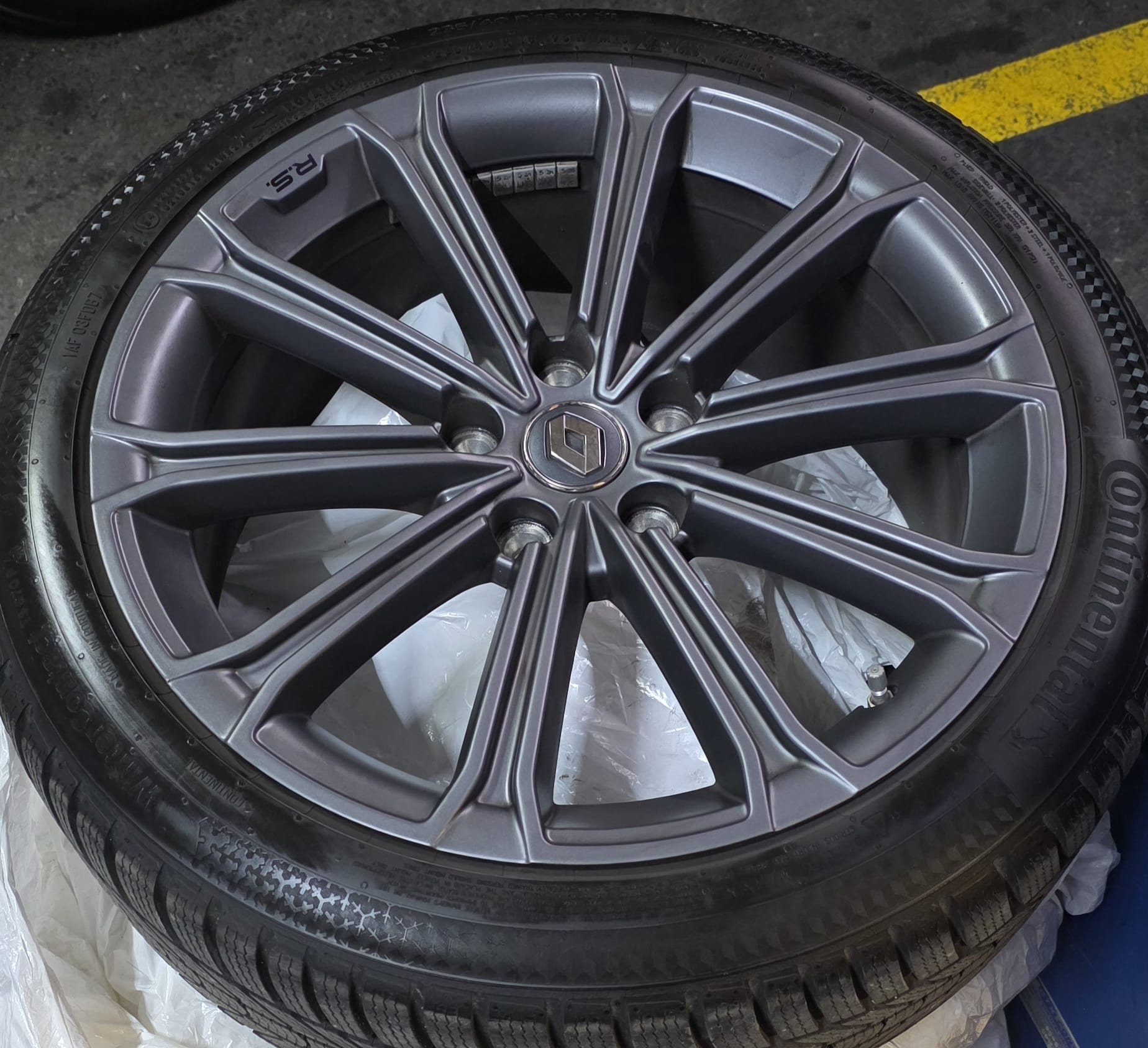 RENAULT Mégane Trophy 300 EDC-image-29