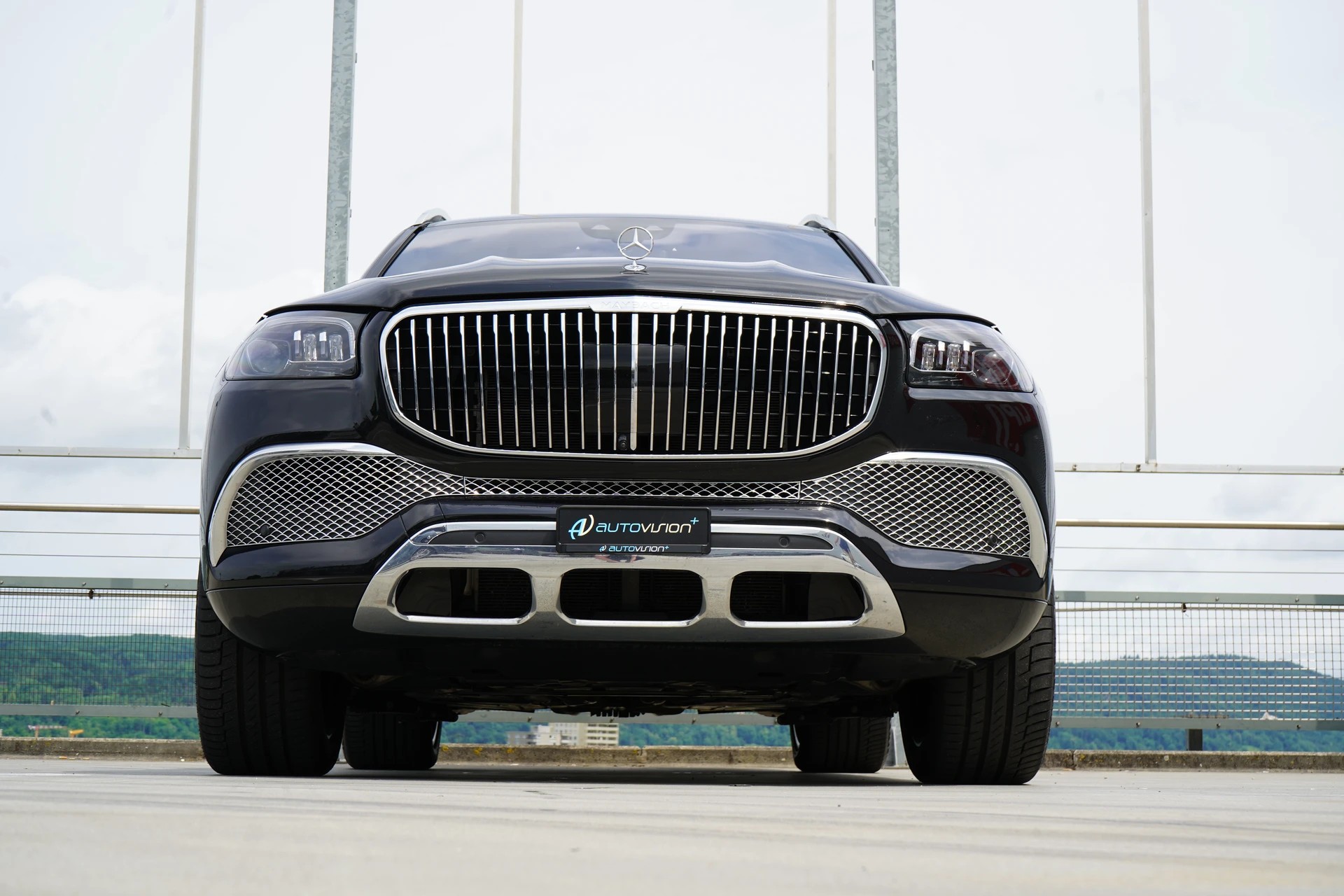 MERCEDES-BENZ GLS MAYBACH 600 9G-TRONIC l 558 PS-image-13