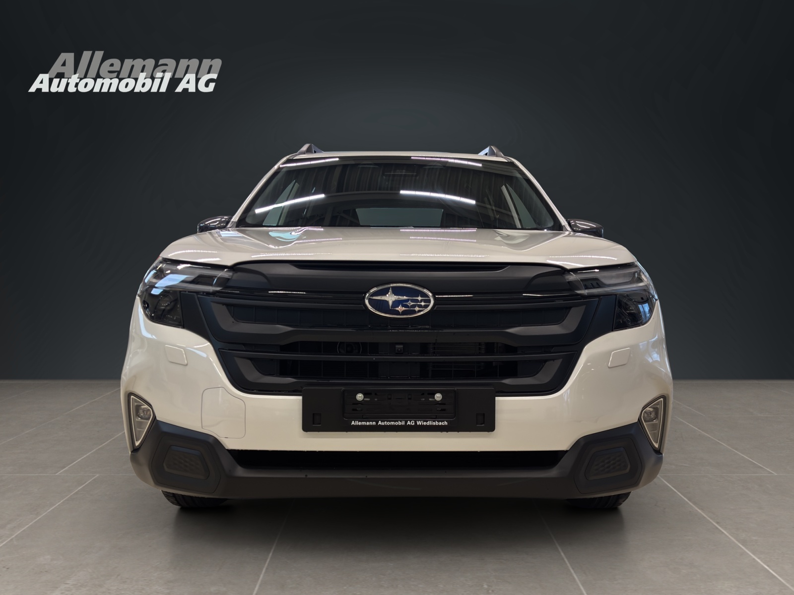 SUBARU Forester Station 2.0i e-Boxer Swiss Plus-image-1