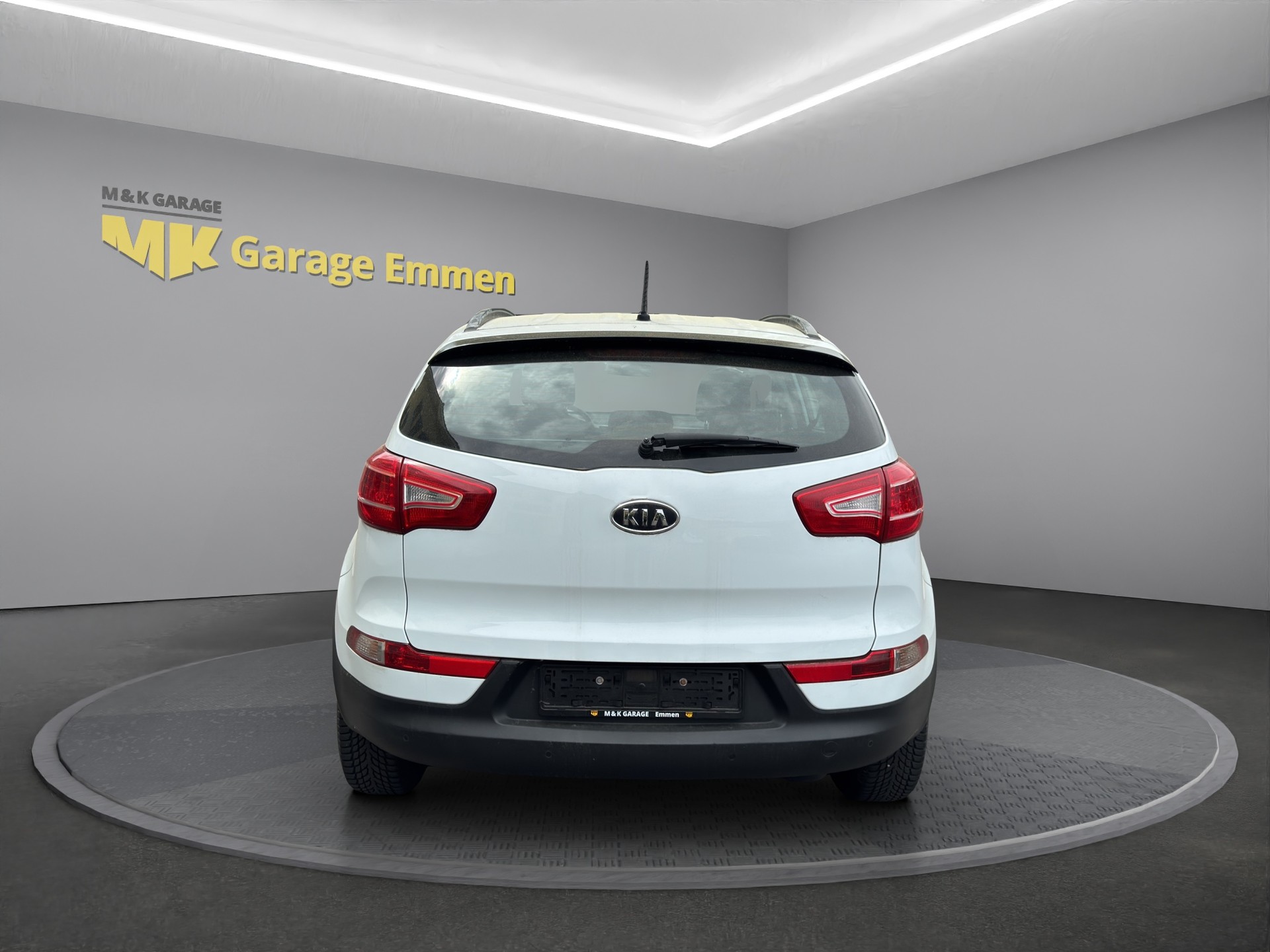 KIA Sportage 2.0 Trend 4WD Automatic-image-3