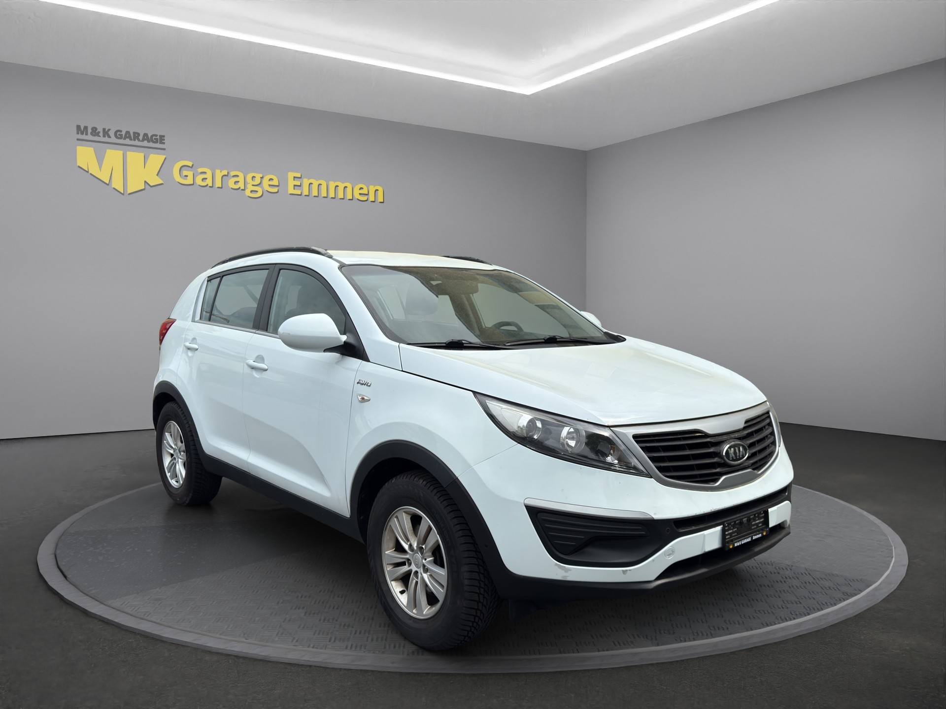 KIA Sportage 2.0 Trend 4WD Automatic-image-6