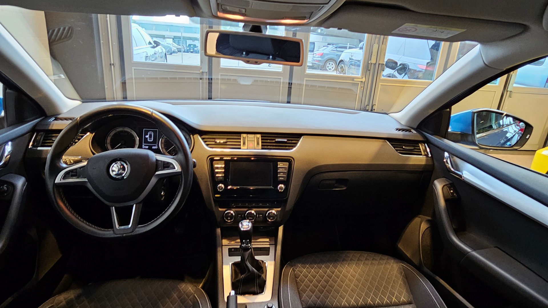 SKODA Octavia 1.4 TSI Swiss Ed.-image-12