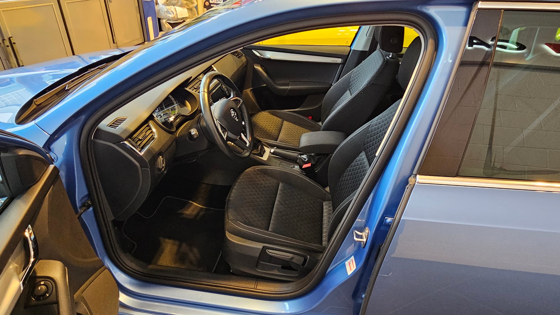 SKODA Octavia 1.4 TSI Swiss Ed.-image-10