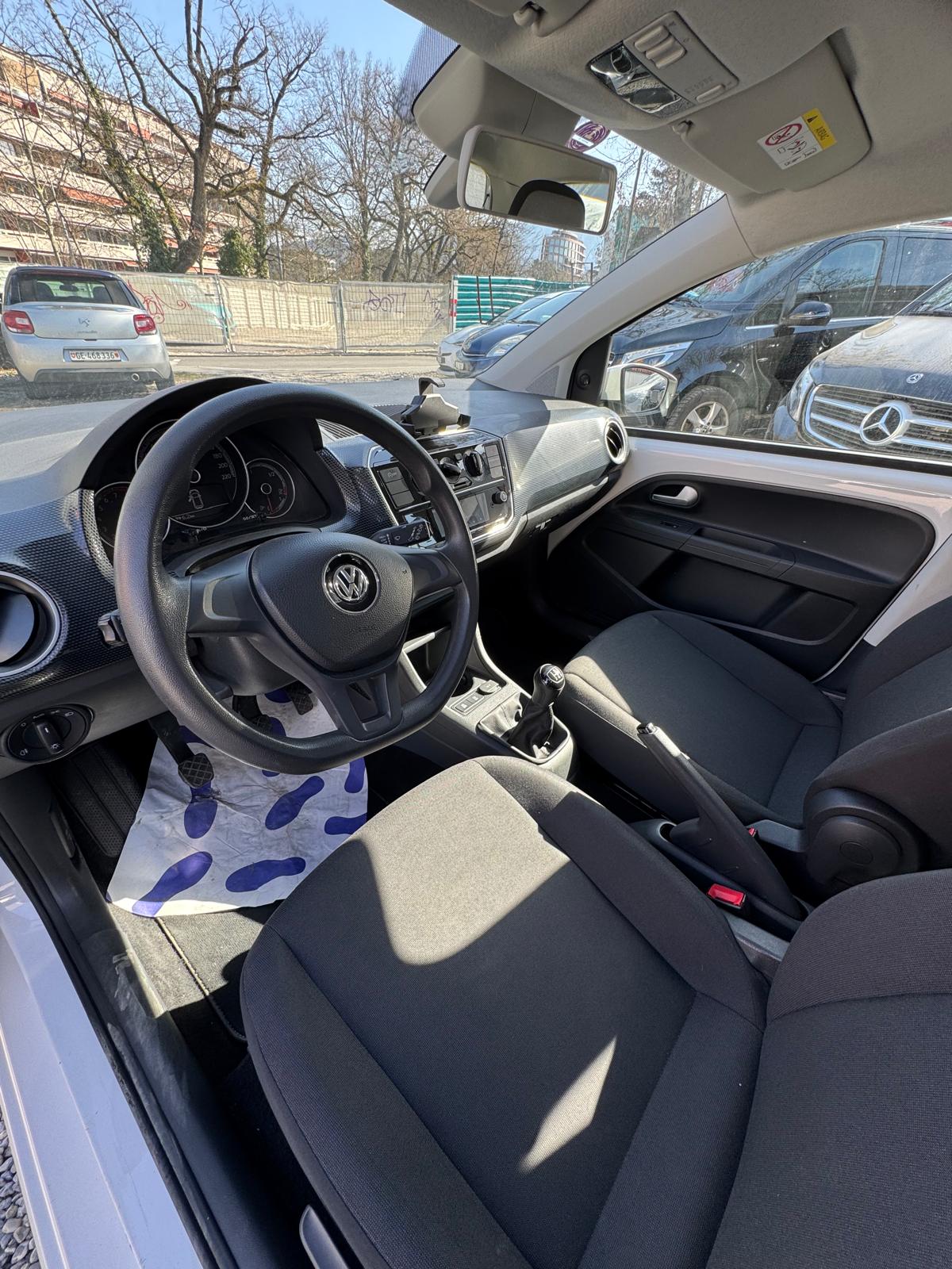 VW Up 1.0 MPI EcoFuel move up-image-7