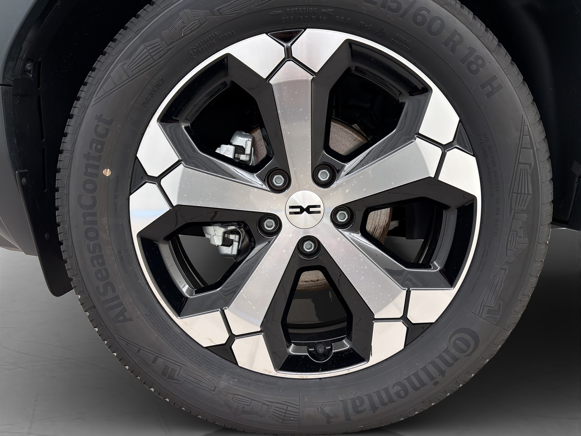 DACIA Duster 1.2 TCe Journey 4WD-image-8