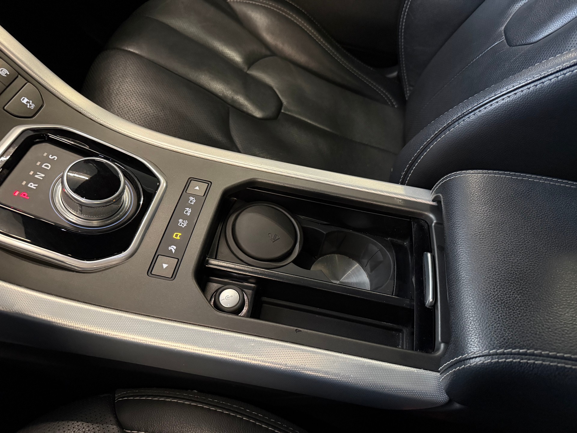 LAND ROVER Range Rover Evoque 2.0 Si4 Dynamic AT9-image-20