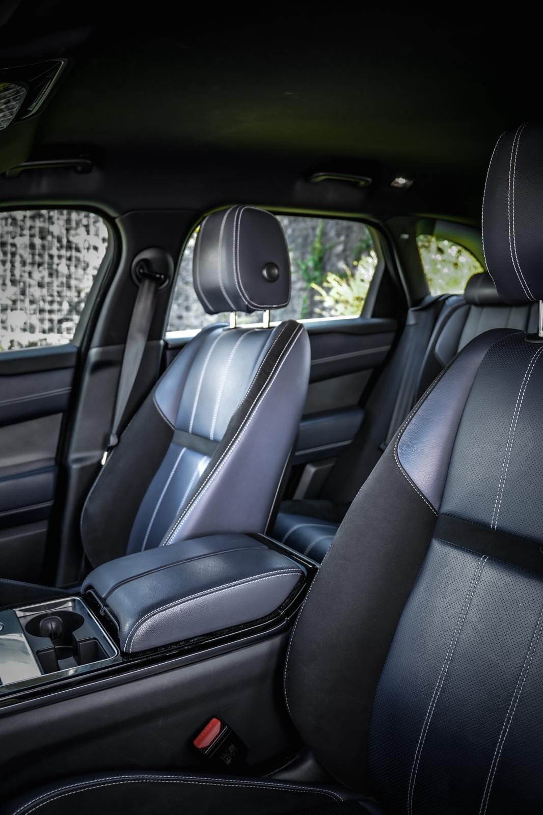 LAND ROVER Range Rover Velar D 300 S Automatic oder Leasing übernehmen für 535.- ohne Anzahlung-image-4