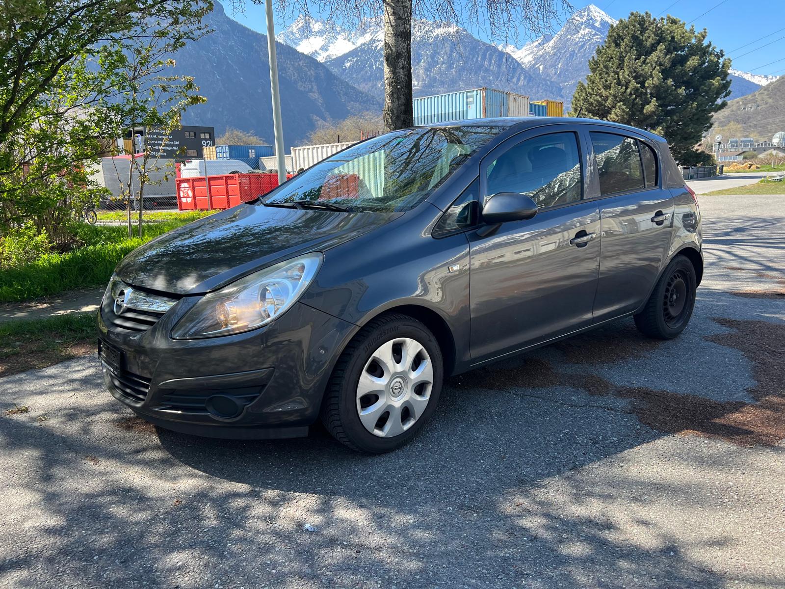 OPEL Corsa 1.4 TP Anniversary-image-0