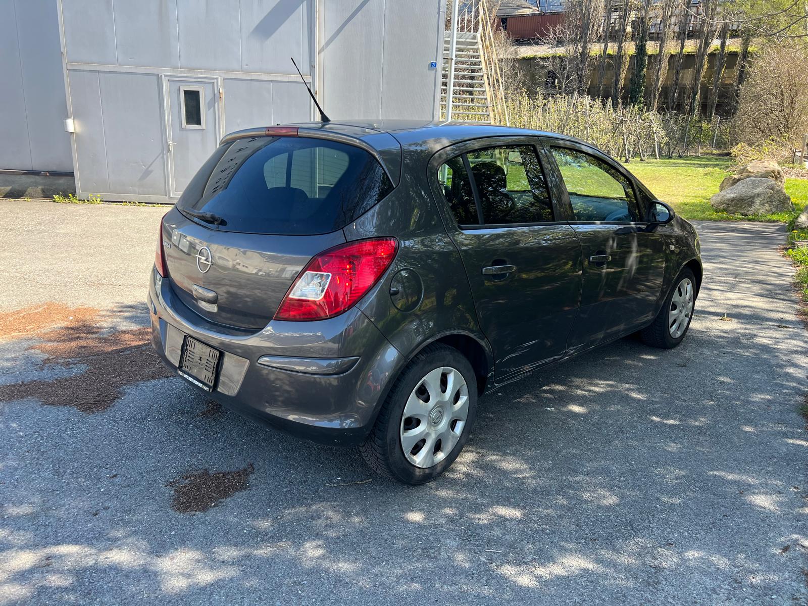 OPEL Corsa 1.4 TP Anniversary-image-2