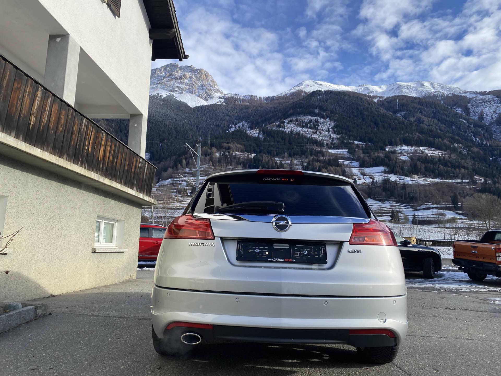OPEL Insignia Sports Tourer 2.0 CDTi 160 Sport-image-13