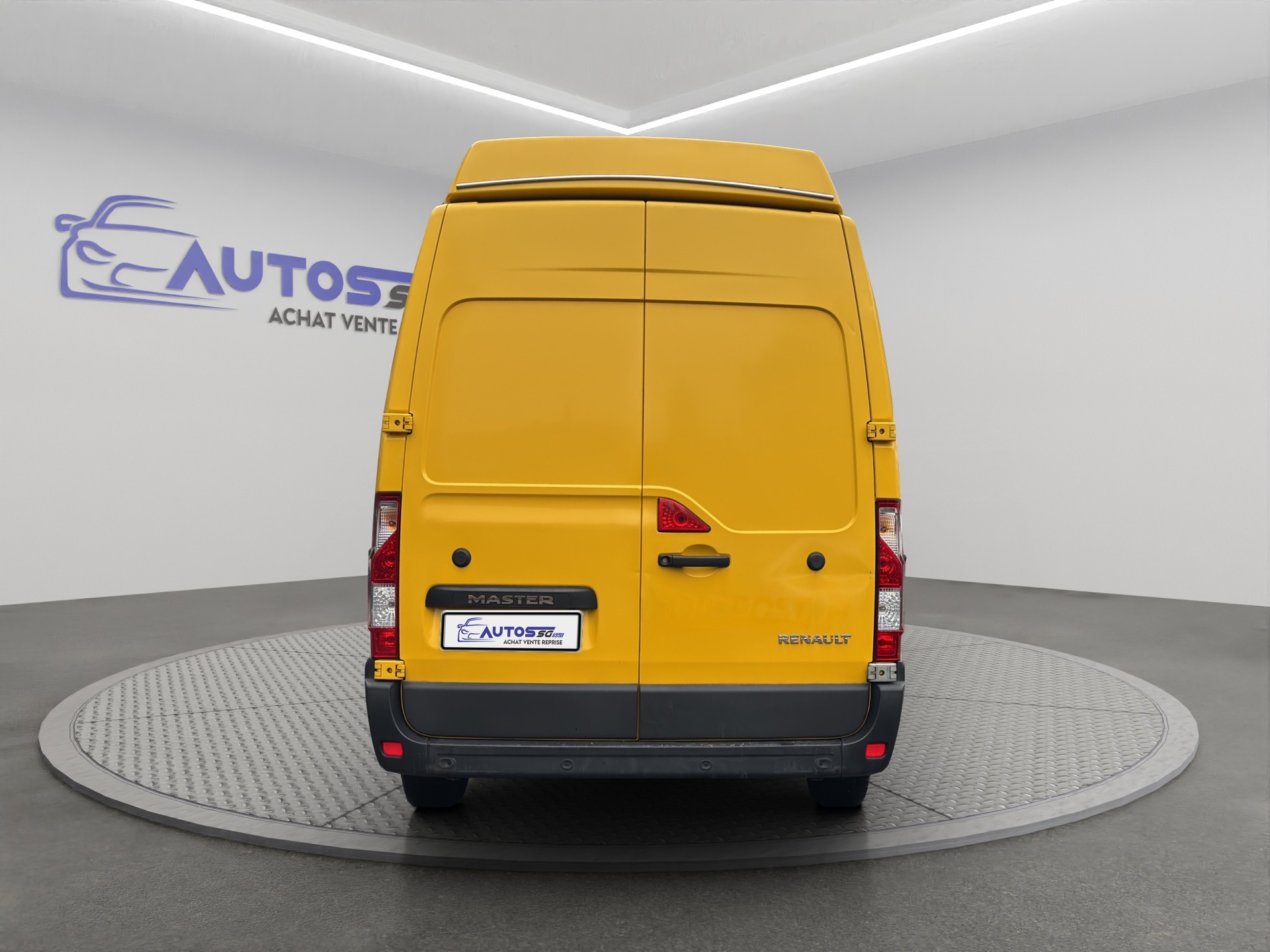 RENAULT Master T35 2.3dCi 135 L3H3-image-4