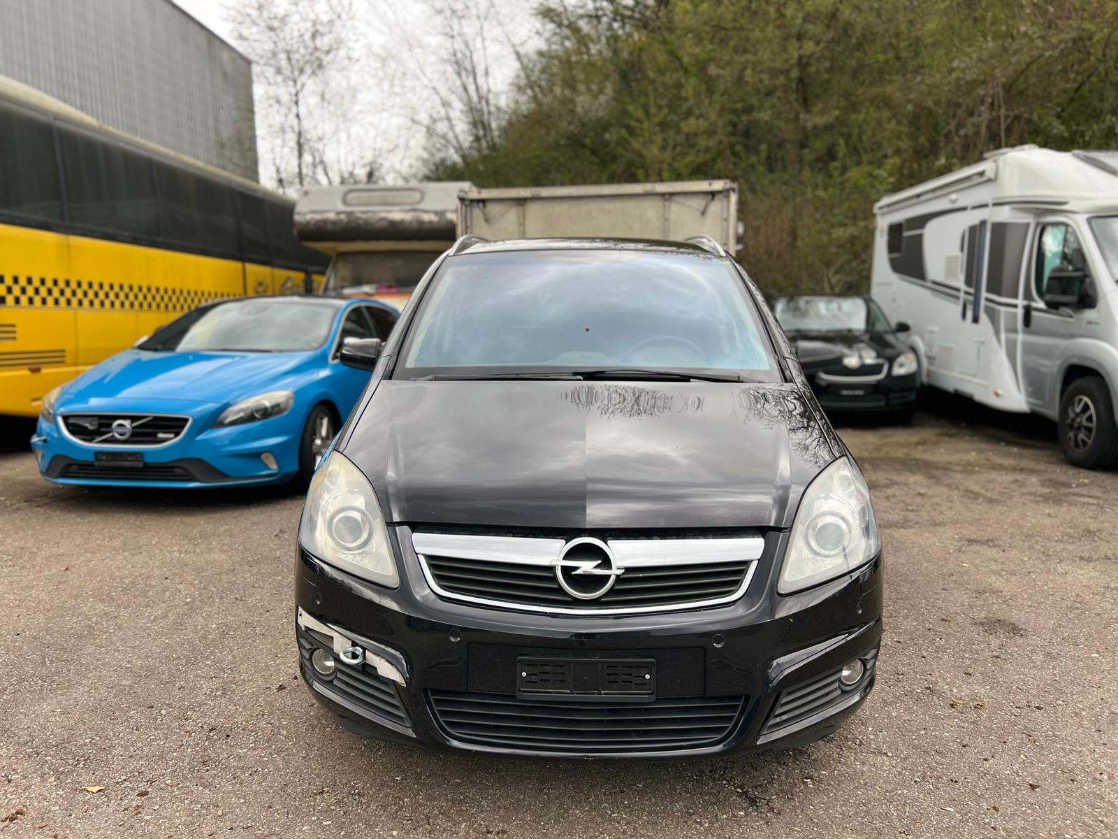 OPEL Zafira 2.2i 16V Enjoy-image-1