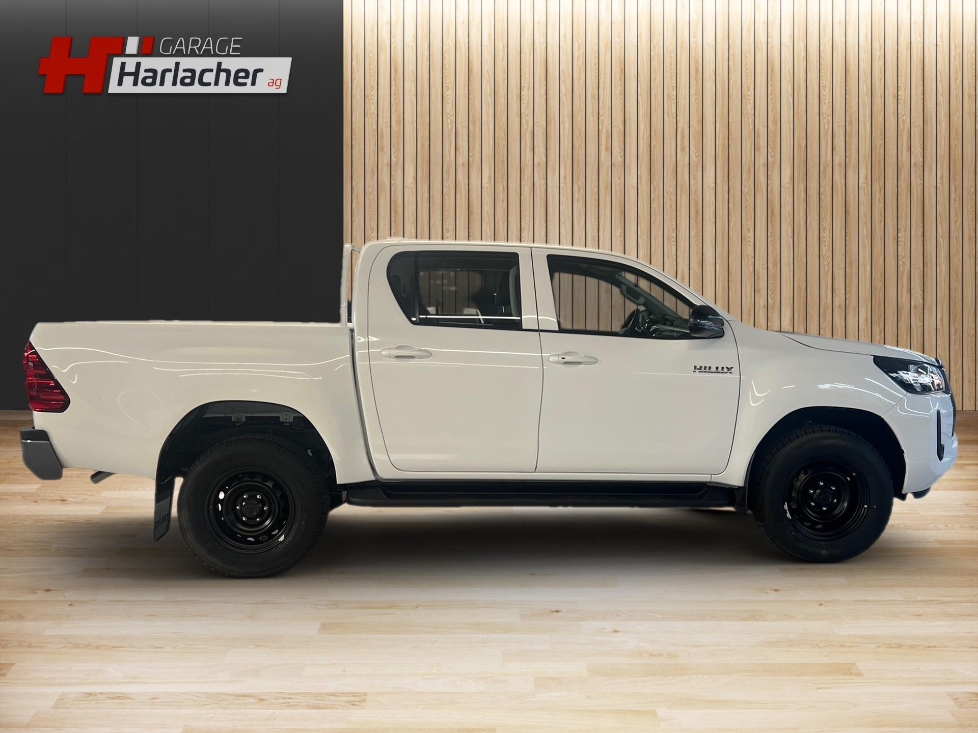 TOYOTA Hilux Double Cab.-Pick-up 2.4 D-4D 150 Comfort-image-3