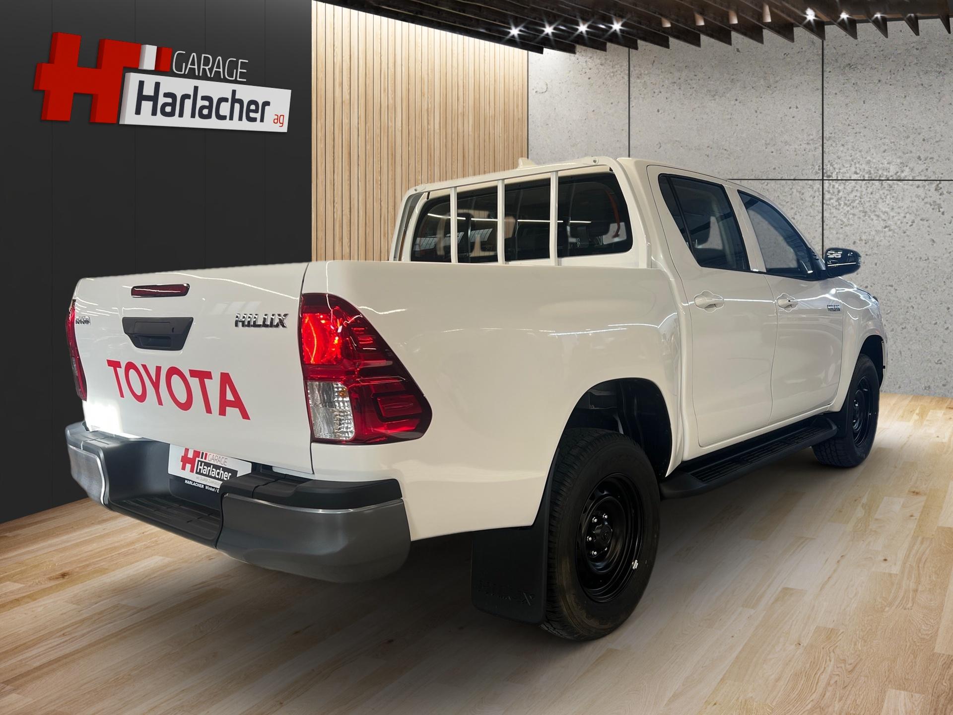 TOYOTA Hilux Double Cab.-Pick-up 2.4 D-4D 150 Comfort-image-4