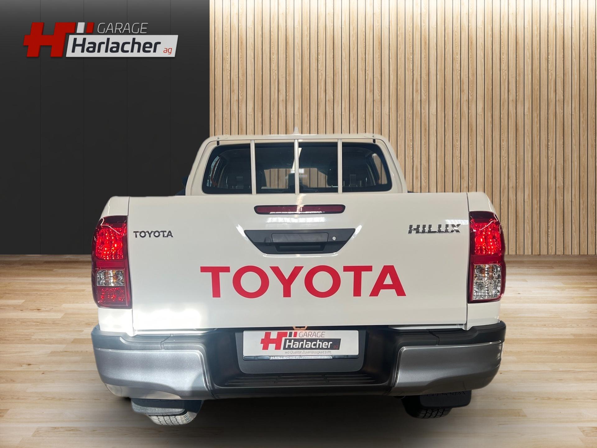 TOYOTA Hilux Double Cab.-Pick-up 2.4 D-4D 150 Comfort-image-5