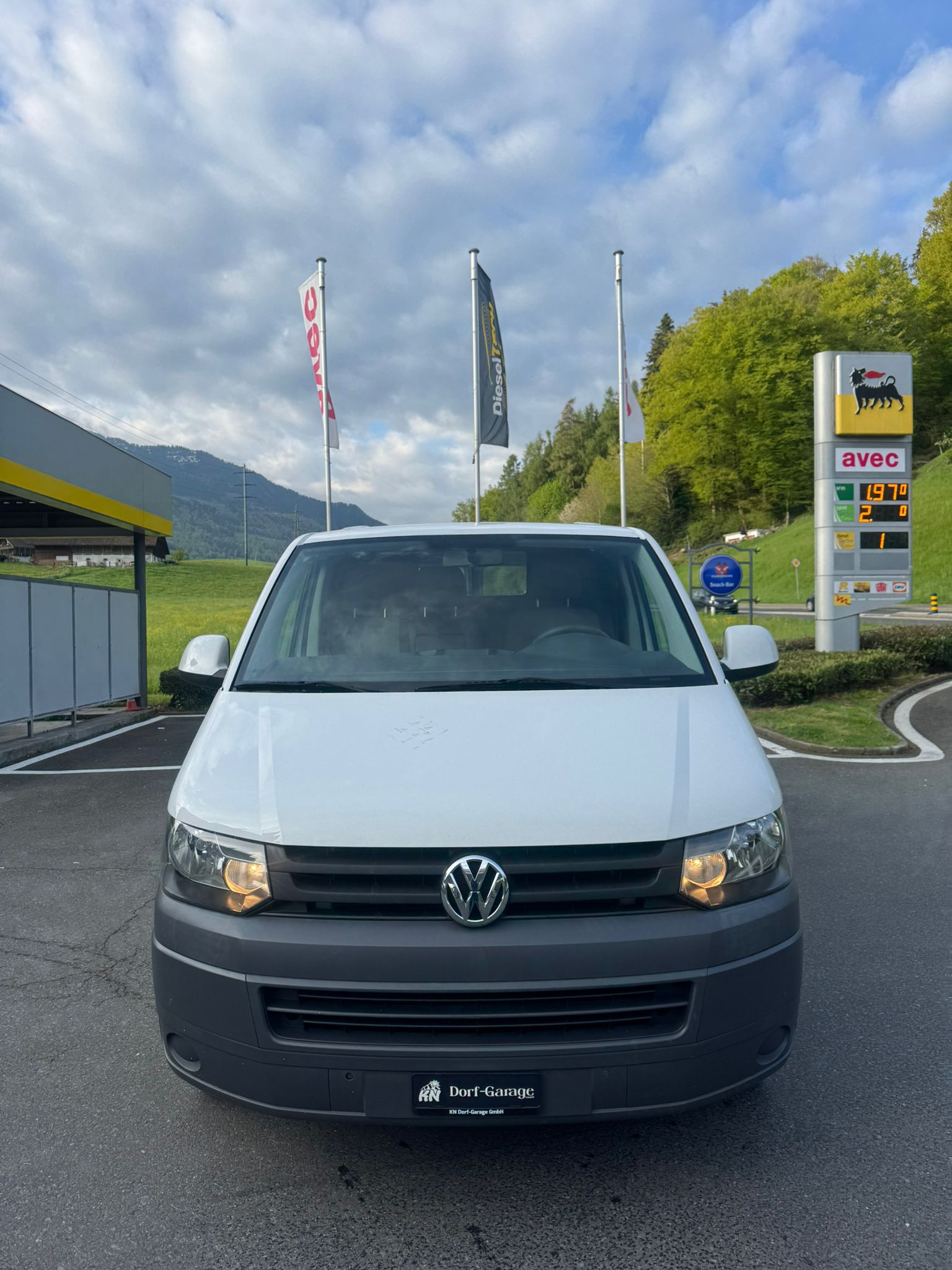 VW T5 2.0 TDI-image-1