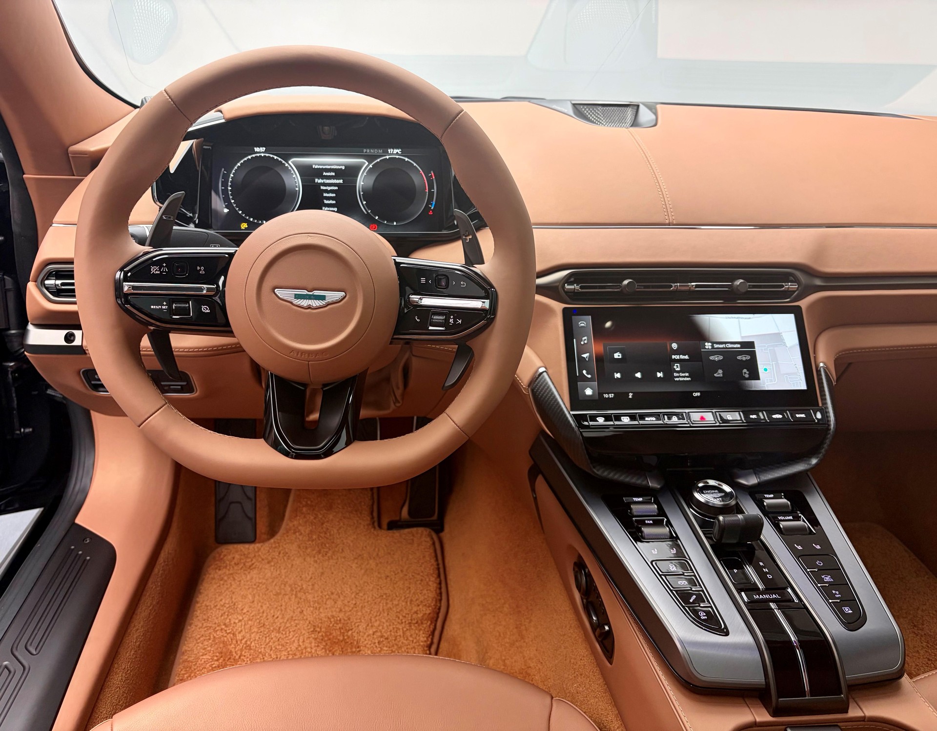 ASTON MARTIN Vanquish 5.2 V12 Bi-Turbo-image-5