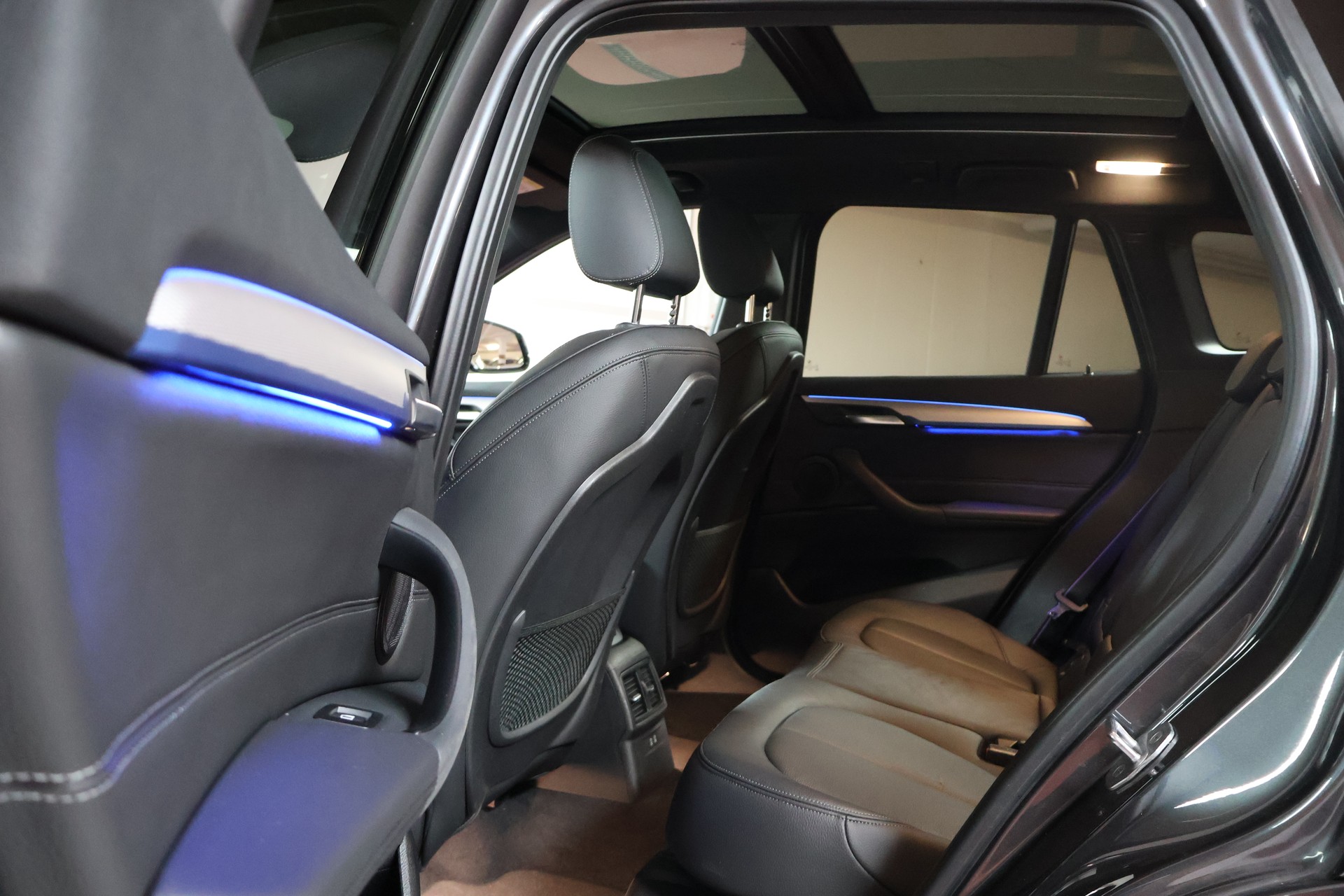 BMW X1 xDrive 25d M Sport Steptronic-image-19