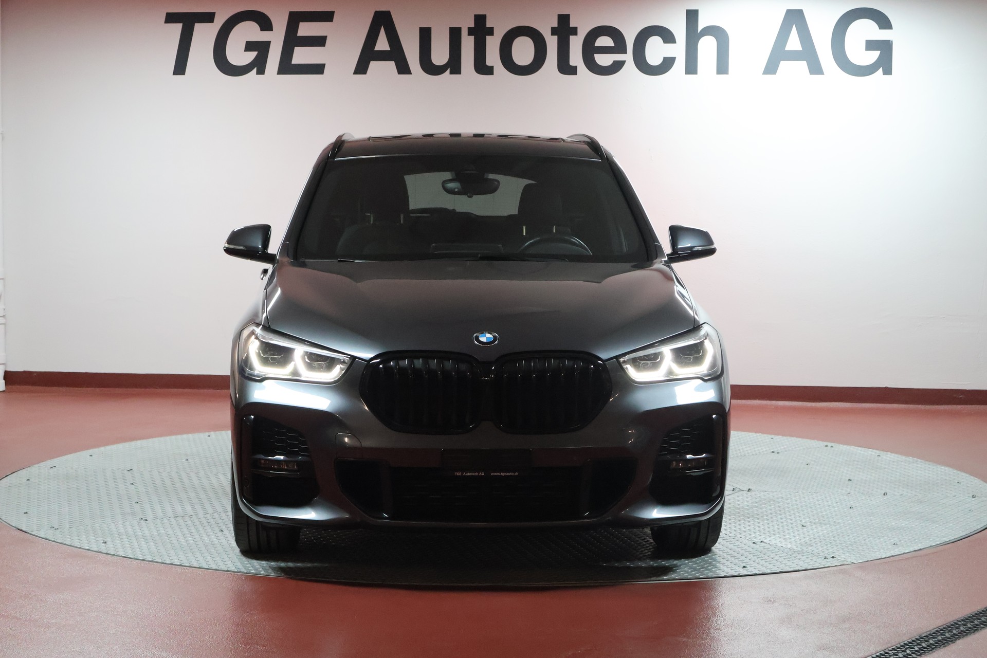 BMW X1 xDrive 25d M Sport Steptronic-image-1