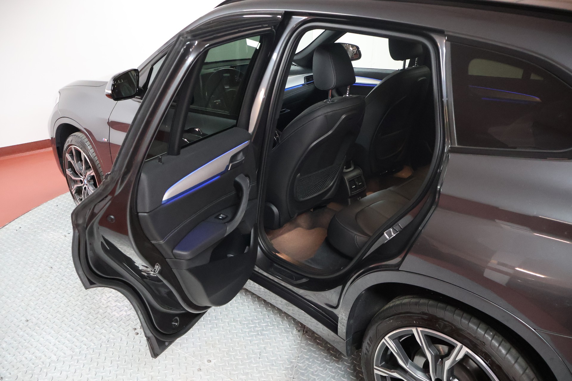 BMW X1 xDrive 25d M Sport Steptronic-image-16