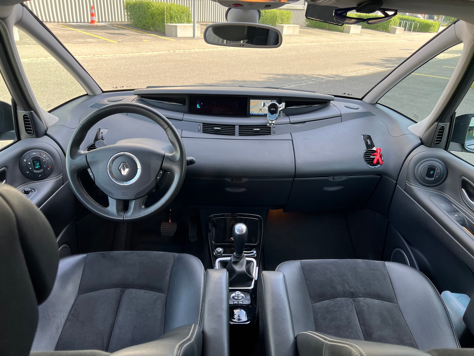RENAULT Grand Espace 2.0 dCi 175 DPF Dynamique-image-8