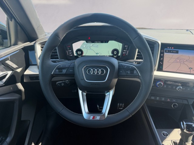 AUDI A1 Sportback 30 TFSI S Line Attraction S-tronic-image-12