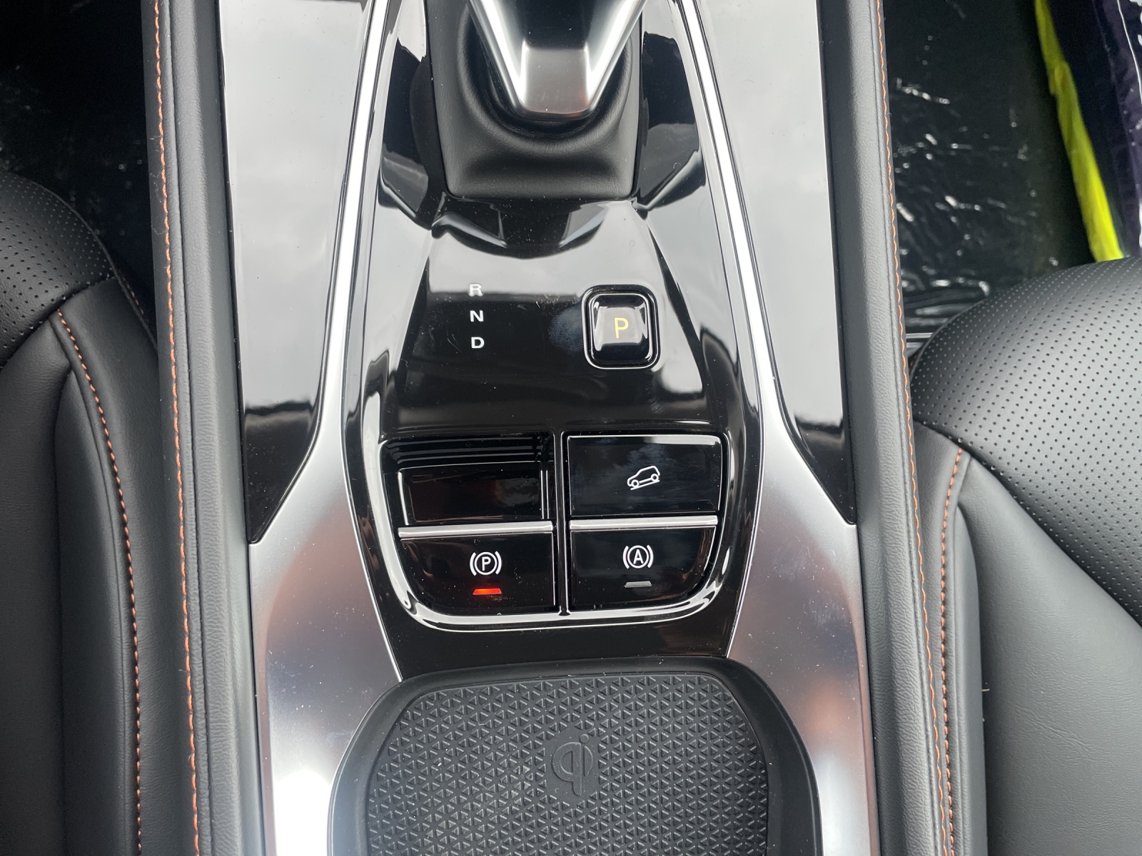 MG HS 1.5 Hybrid Luxury-image-6