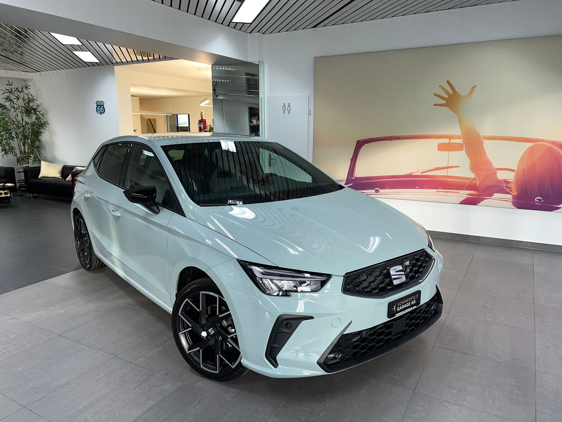 SEAT Ibiza 1.5 EcoTSI FR DSG / Neustes Modell / 5 Jahre Garantie-image-1