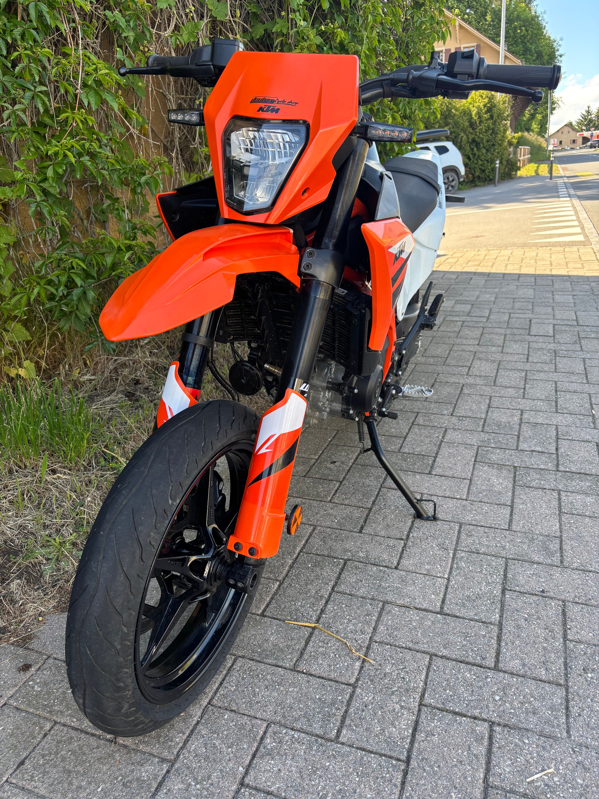KTM 125 SMC R-image-3