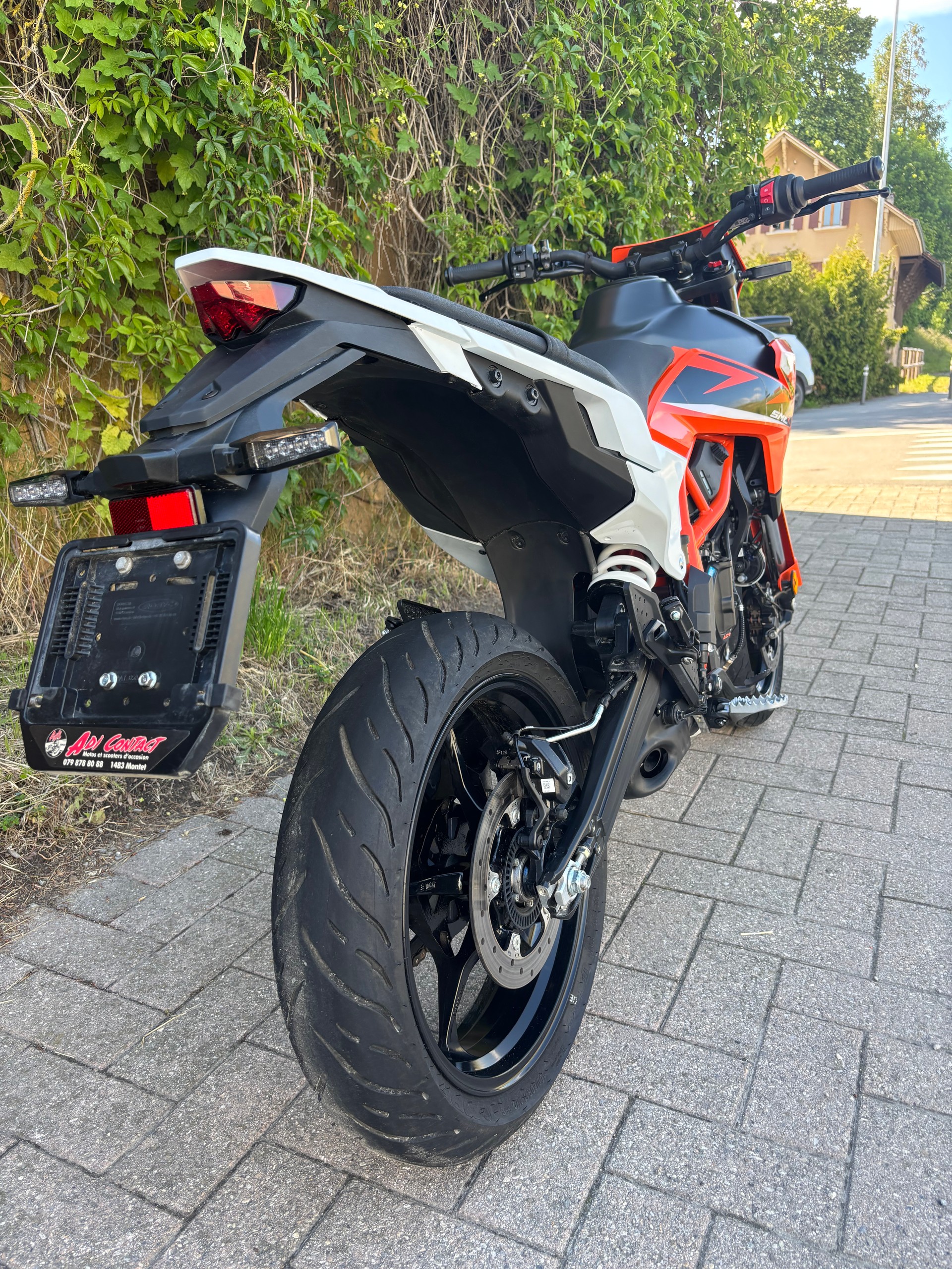 KTM 125 SMC R-image-8