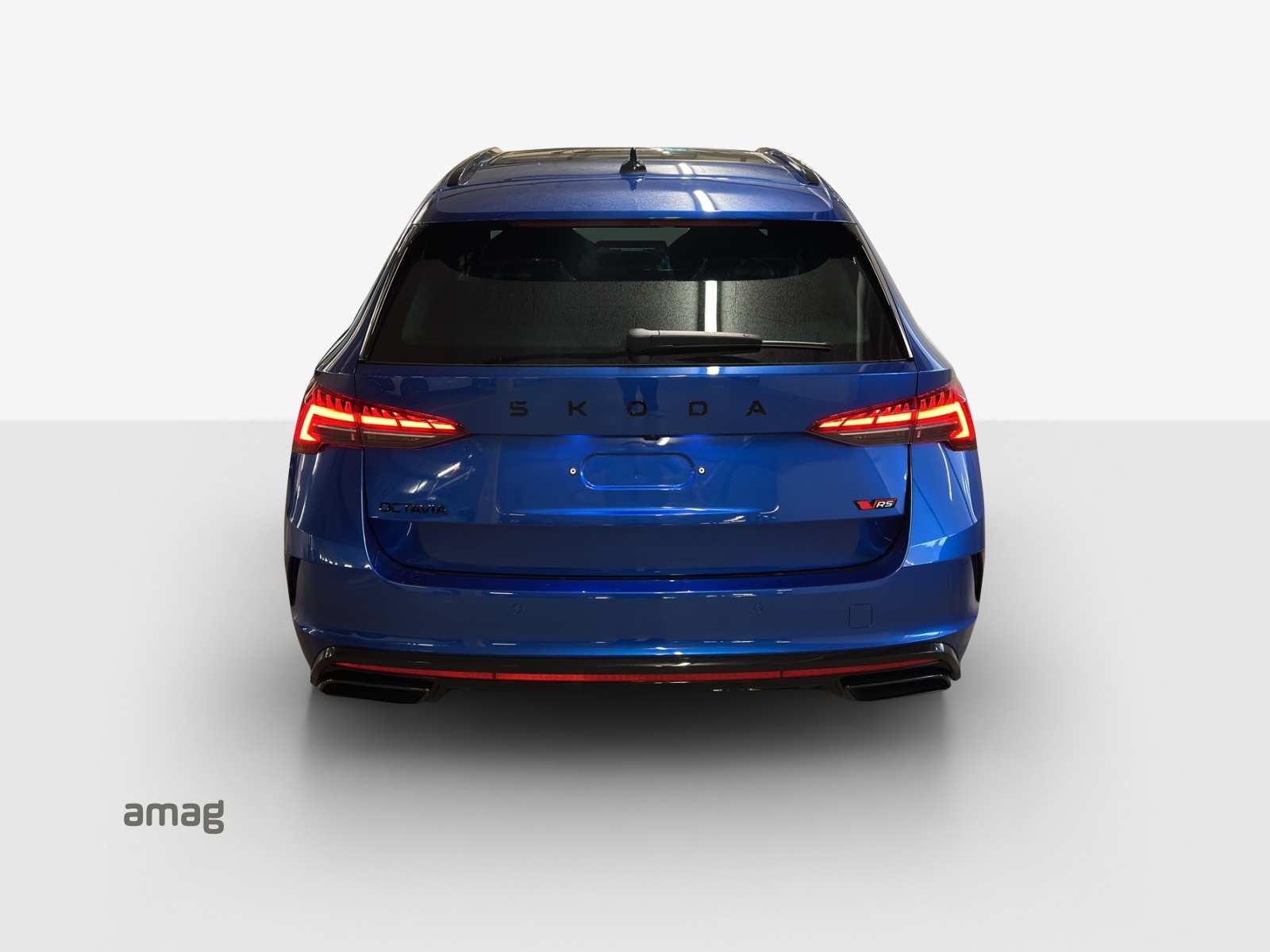 SKODA Octavia Combi 2.0 TSI DSG RS-image-6