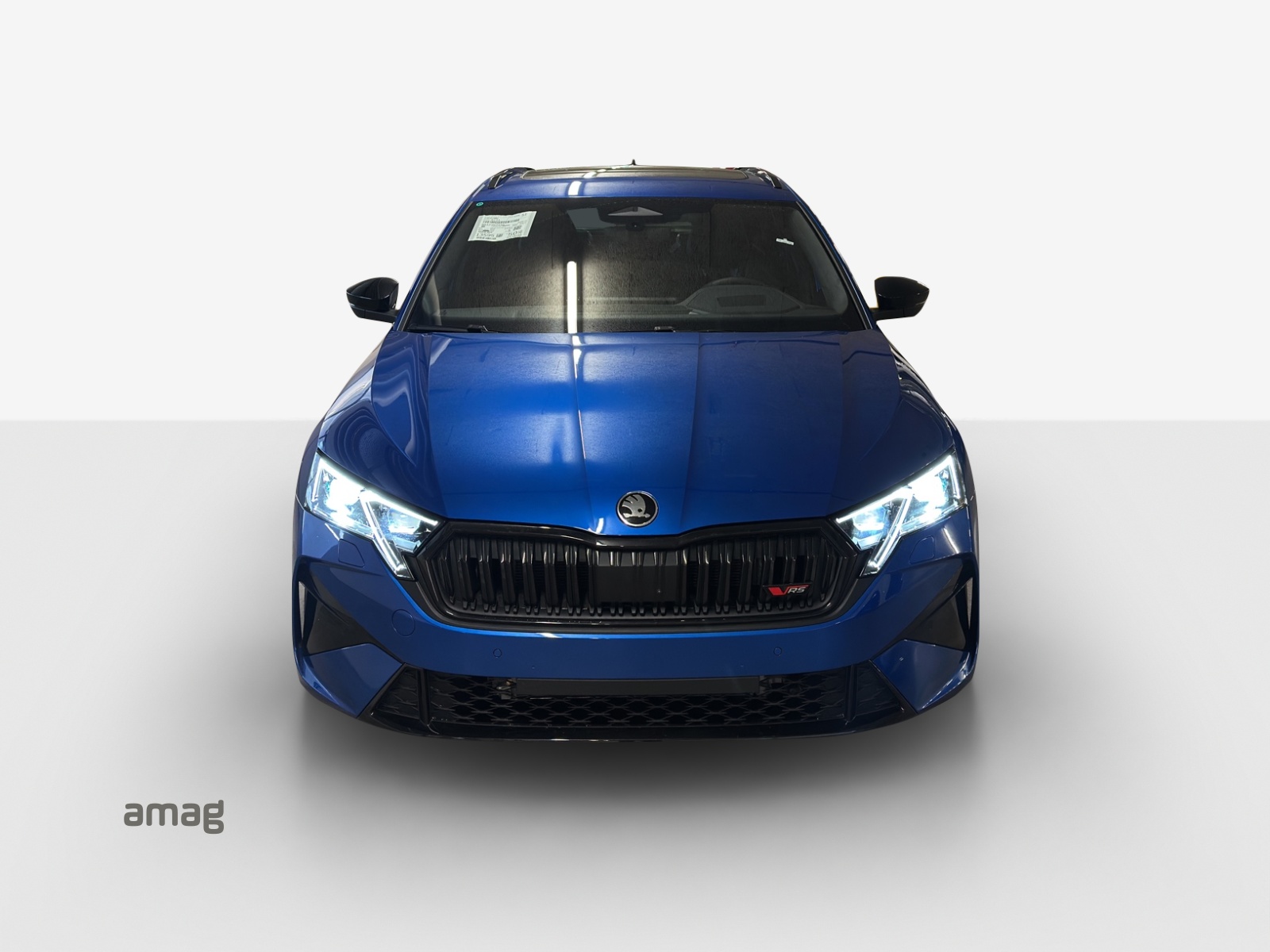 SKODA Octavia Combi 2.0 TSI DSG RS-image-25