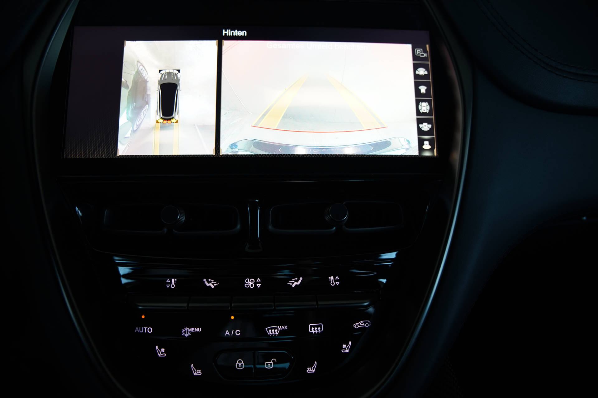 ASTON MARTIN DBX 707-image-13