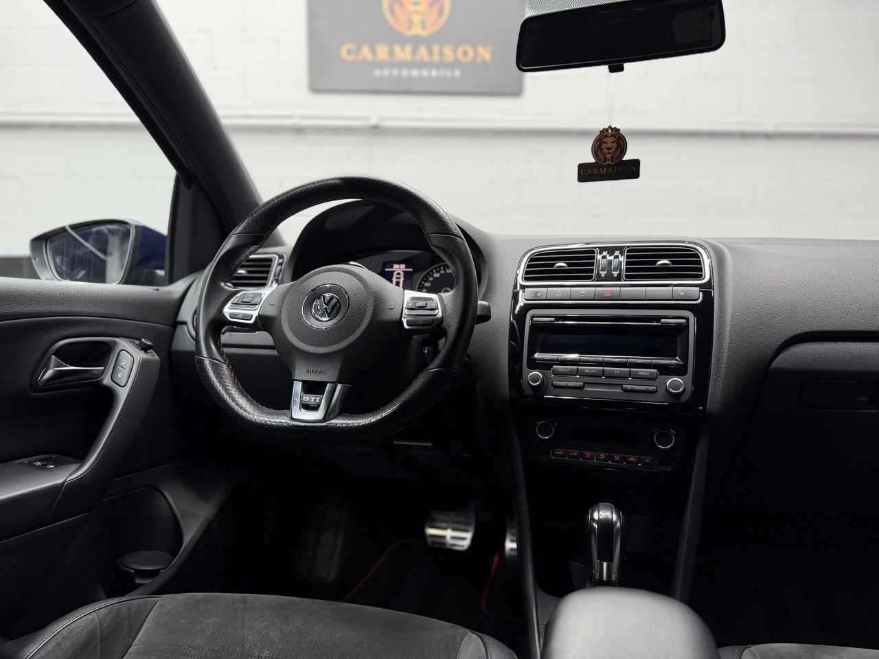 VW Polo 1.4 TSI GTI DSG | Leder-Alcantara | Tempomat-image-16
