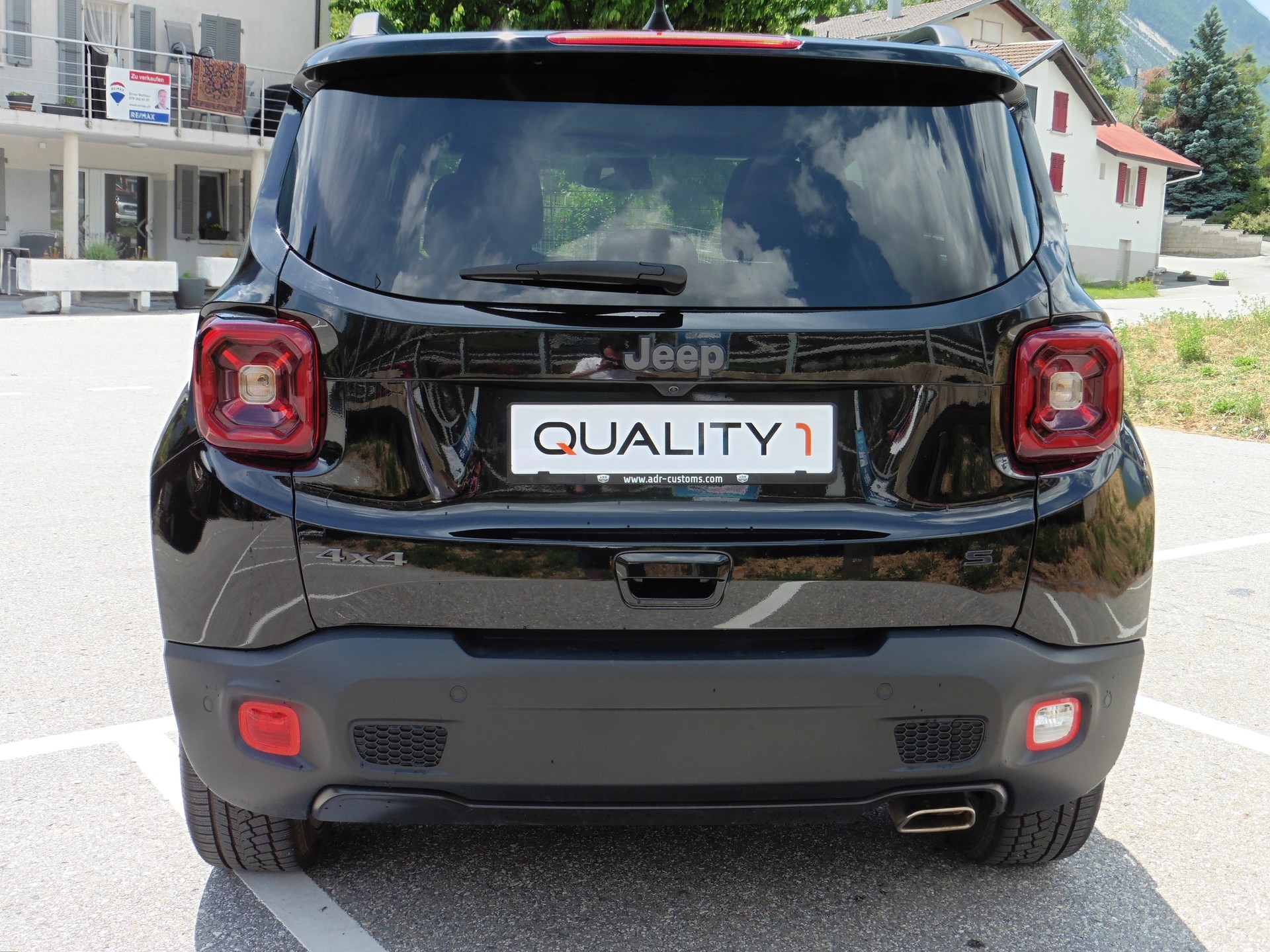 JEEP Renegade 1.3 Turbo S AWD-image-8