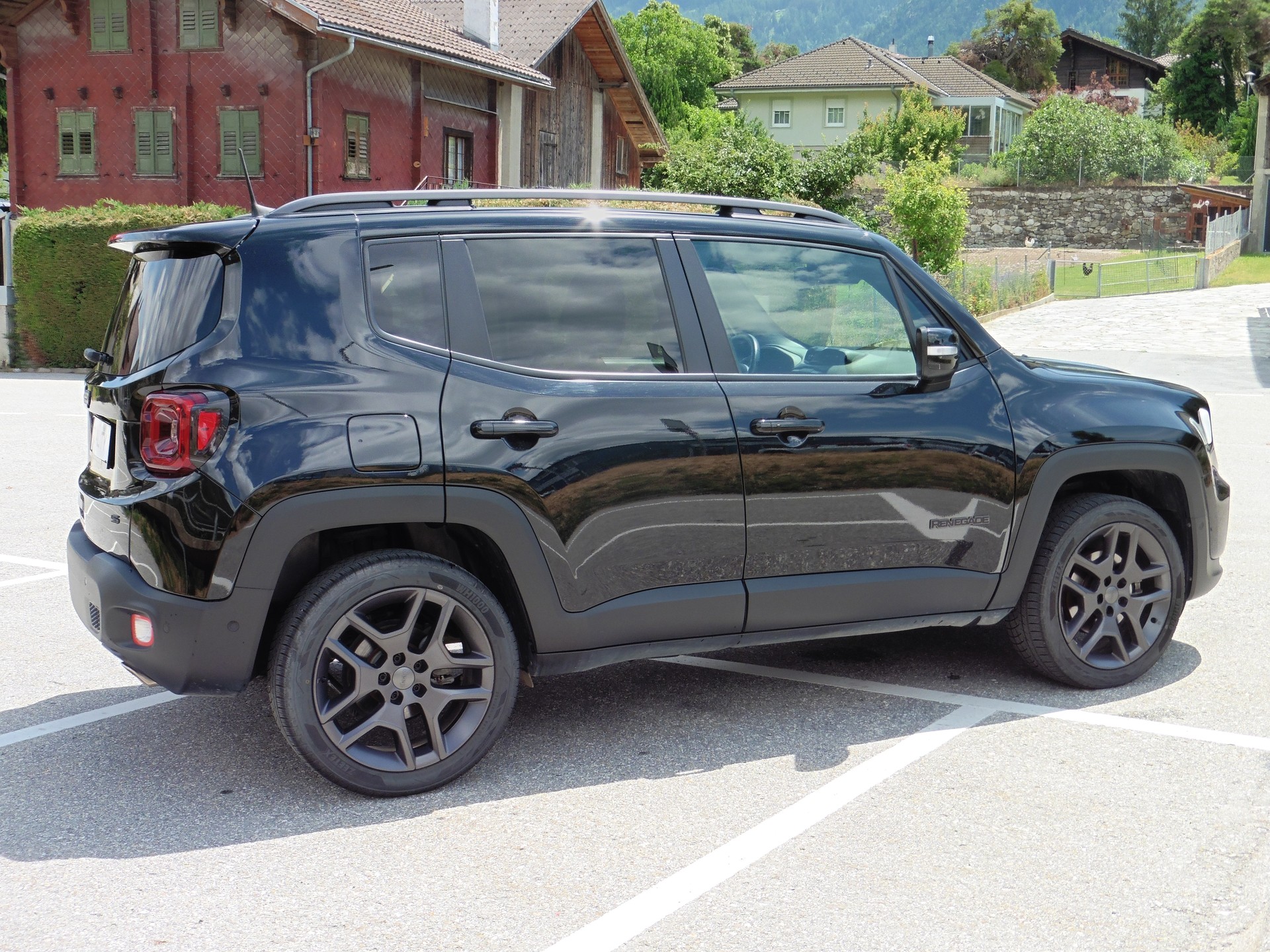 JEEP Renegade 1.3 Turbo S AWD-image-10