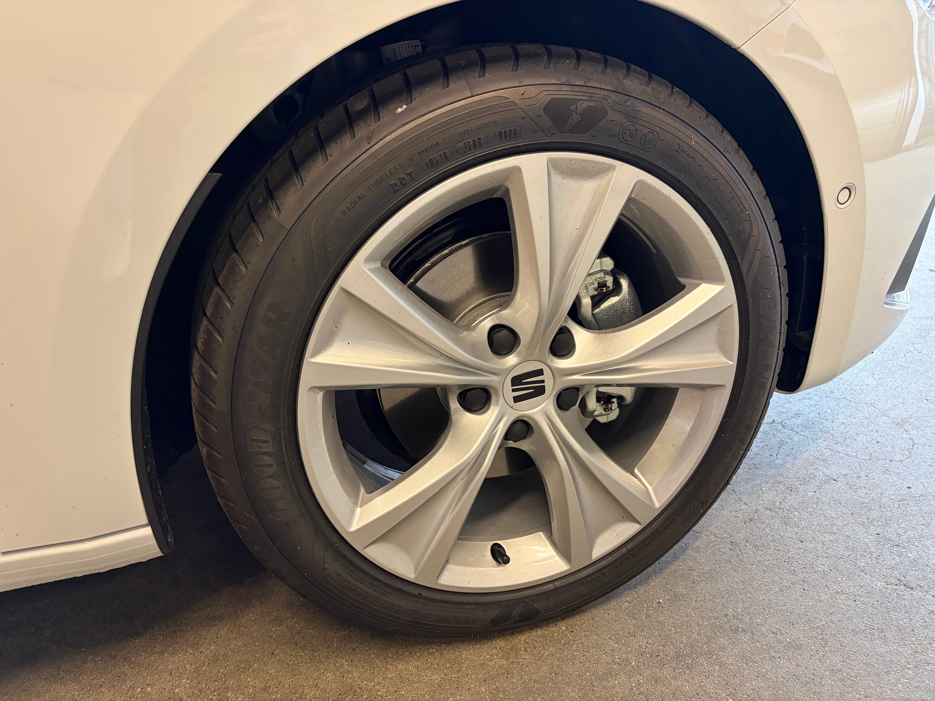 SEAT Leon 1.5 TSI FR *10 JAHRE HERSTELLERGARANTIE*-image-2