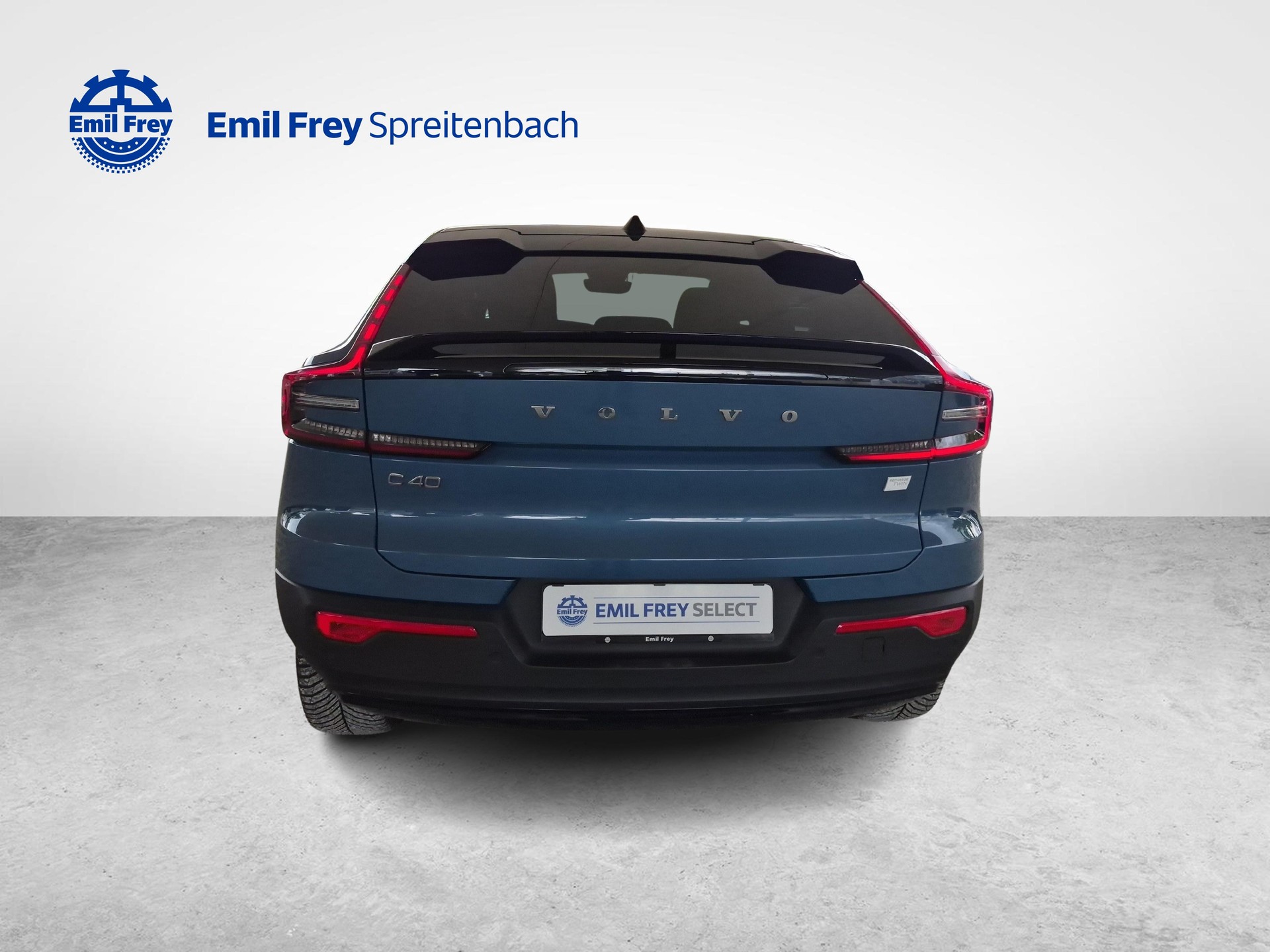 VOLVO C40 P8 Twin Recharge AWD-image-4