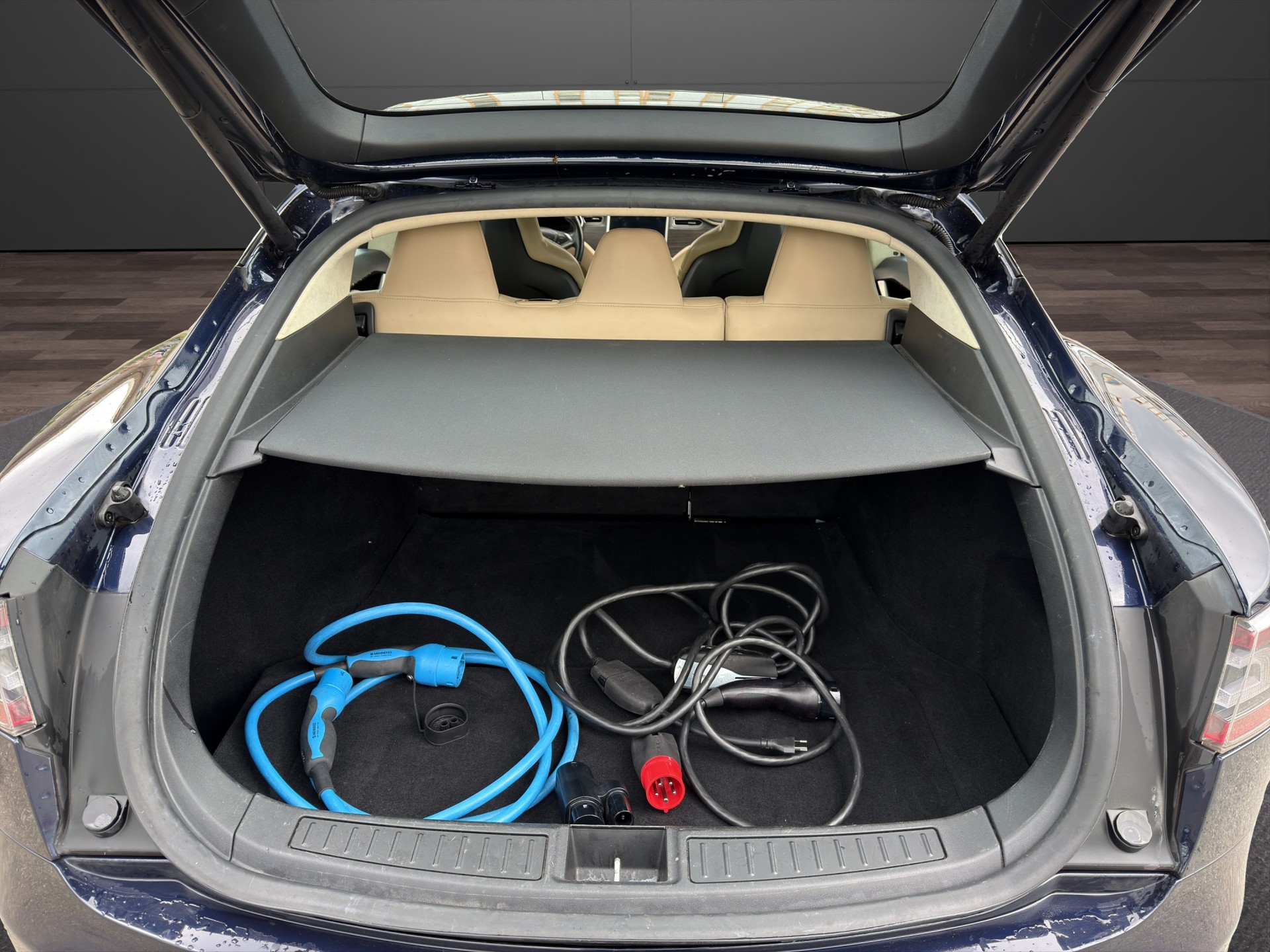 TESLA Model S 85 D Performance Panorama Dach-image-15