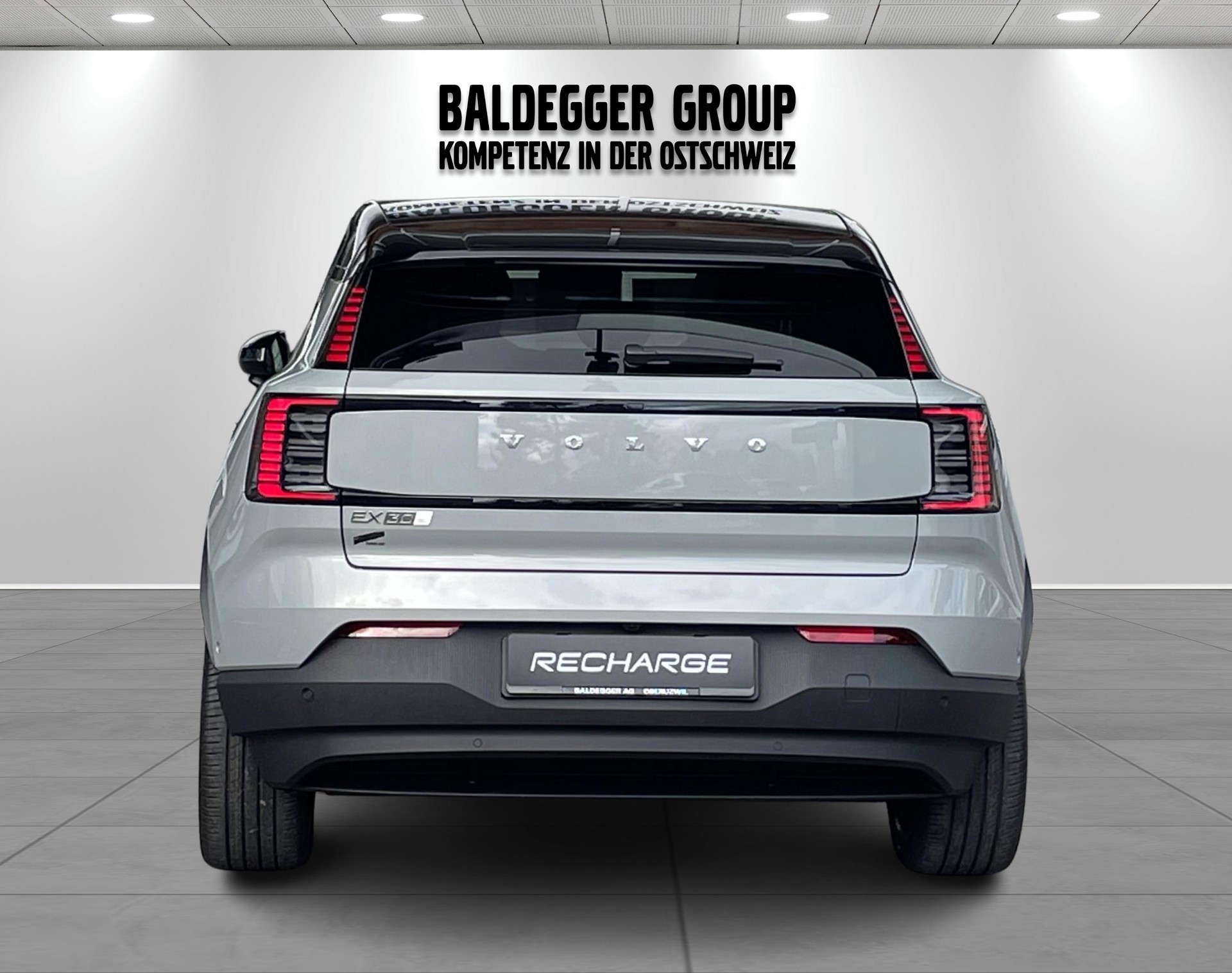 VOLVO EX 30 E60 Twin Ultra Performanc-image-9