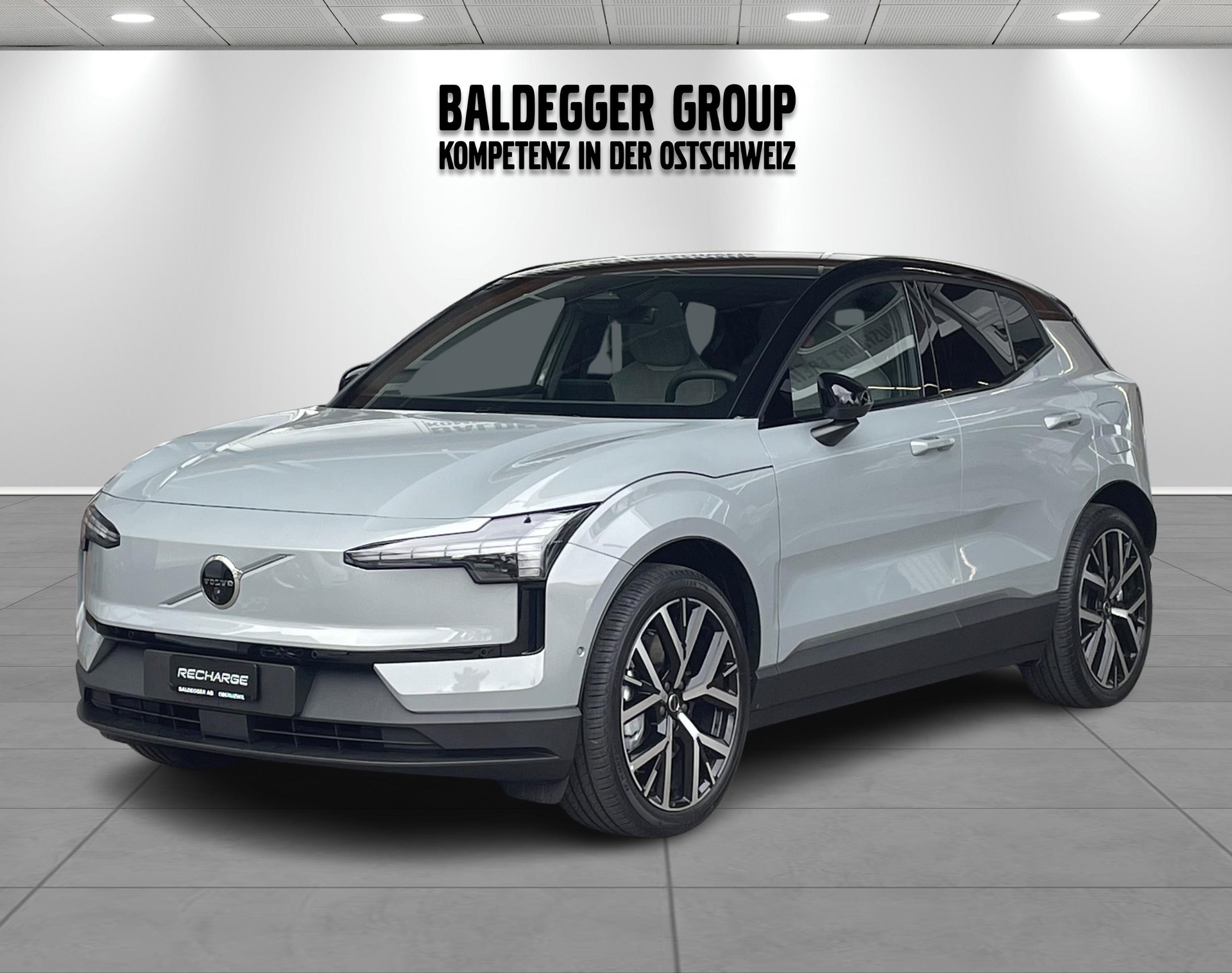 VOLVO EX 30 E60 Twin Ultra Performanc-image-0