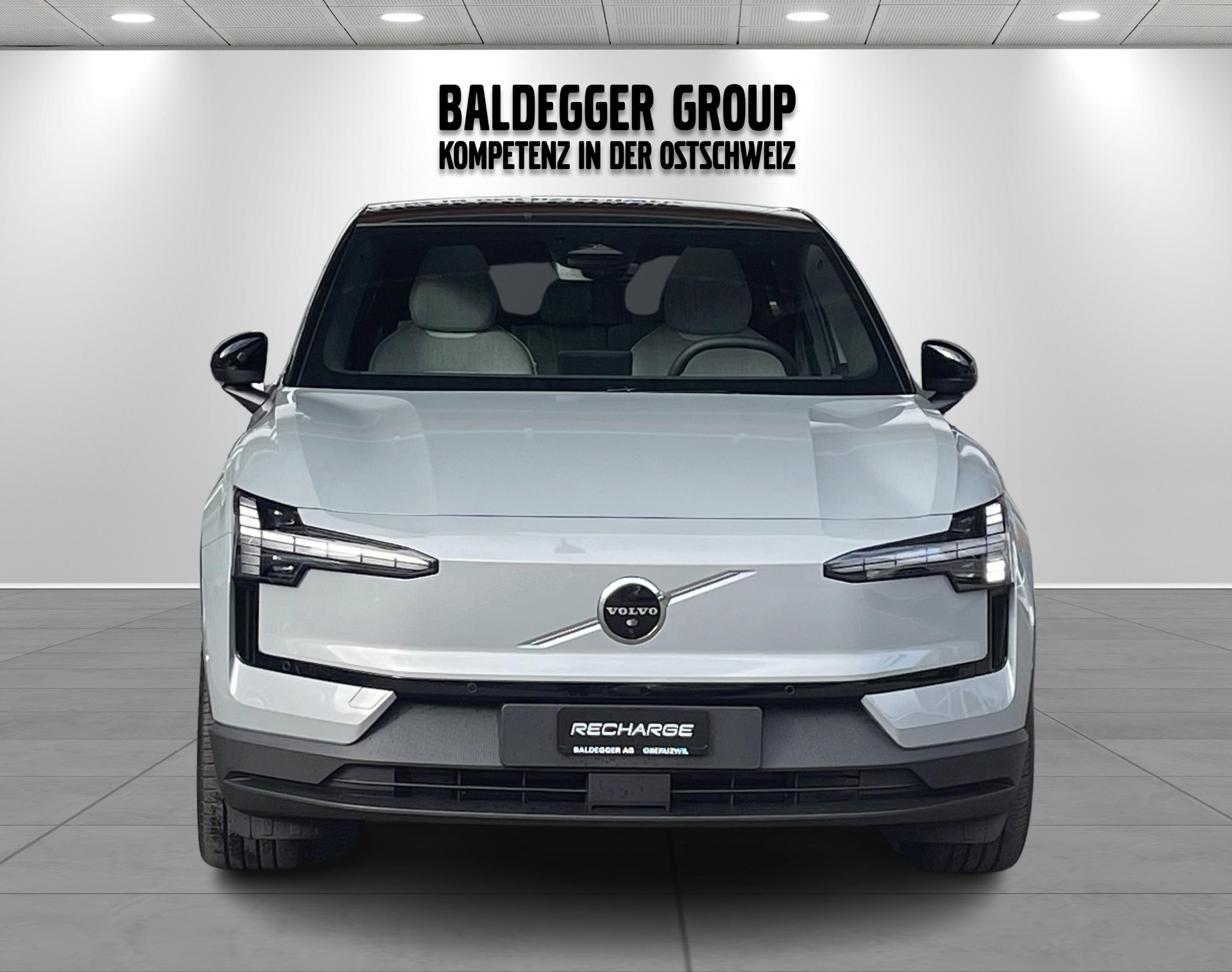 VOLVO EX 30 E60 Twin Ultra Performanc-image-7
