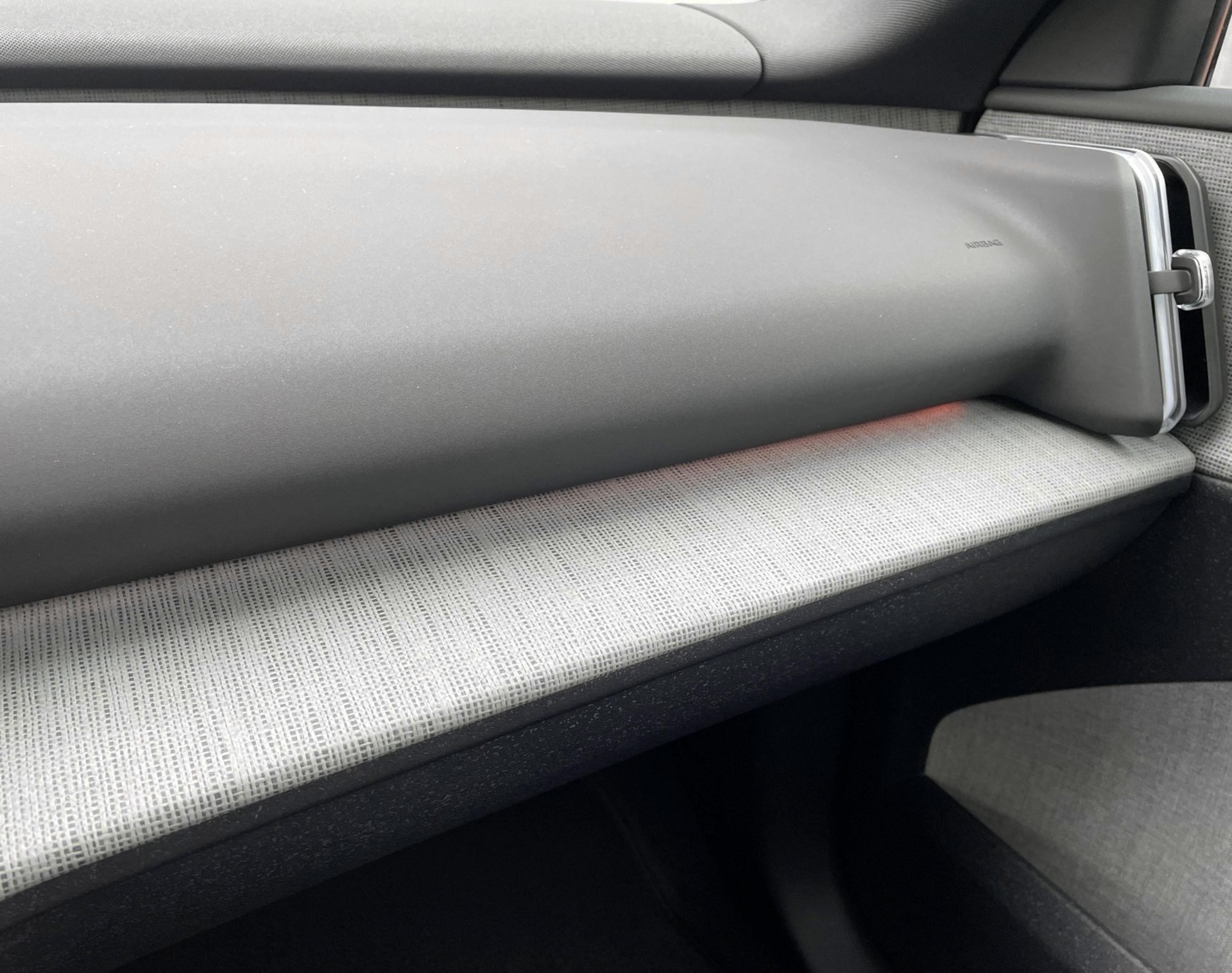VOLVO EX 30 E60 Twin Ultra Performanc-image-11