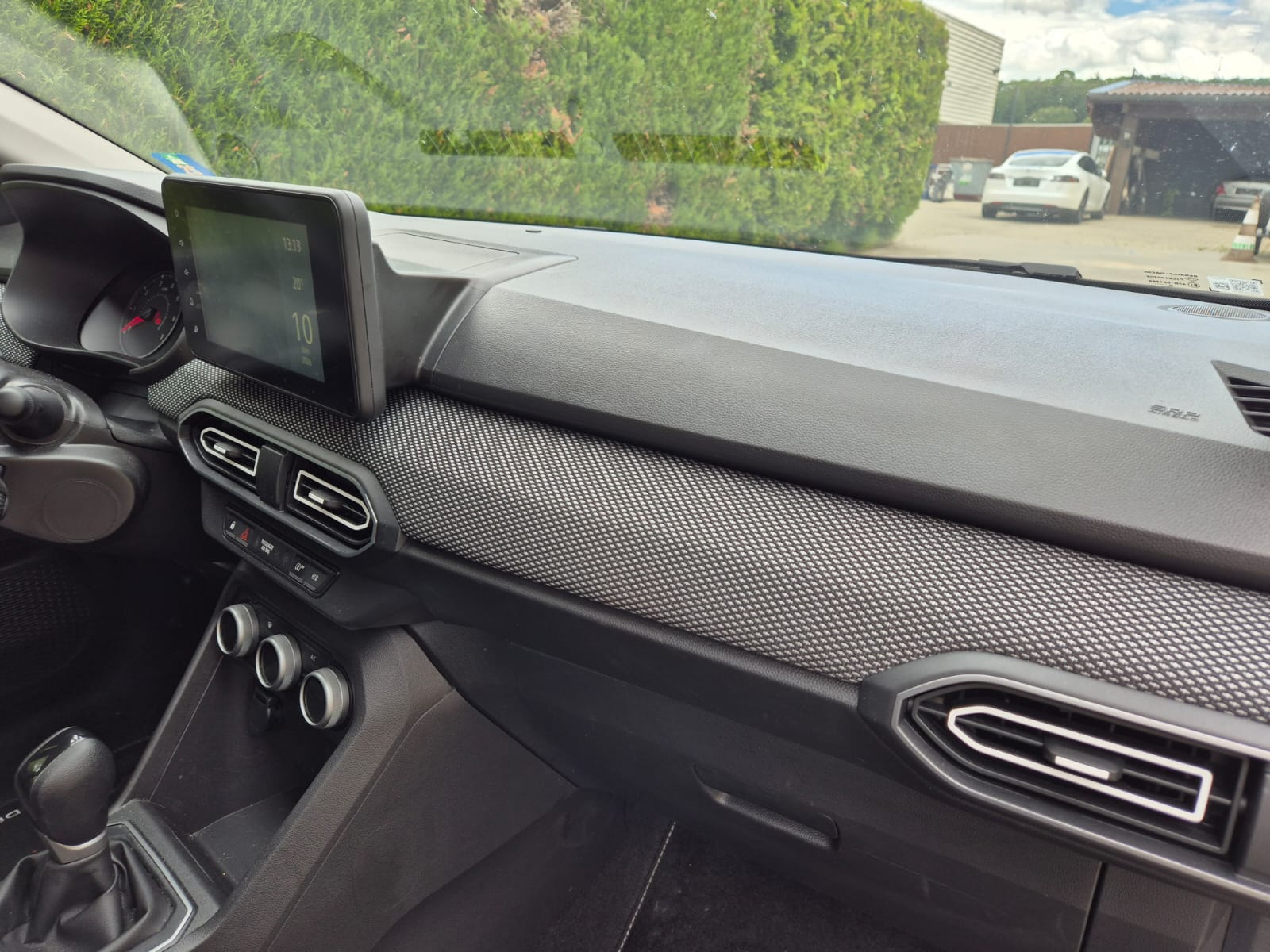 DACIA Sandero TCe 90 Journey CVT-image-25