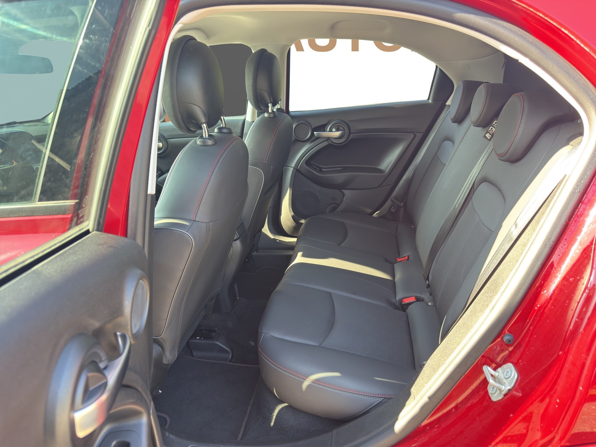FIAT 500 X 1.5 Hybrid Sport-image-12