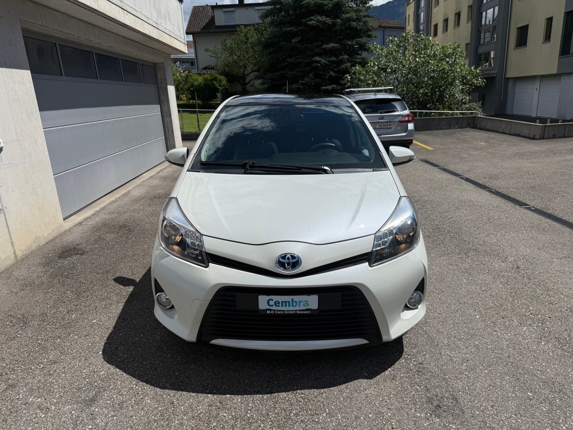 TOYOTA Yaris 1.5 VVT-i Hybrid Sol Premium CVT-image-1