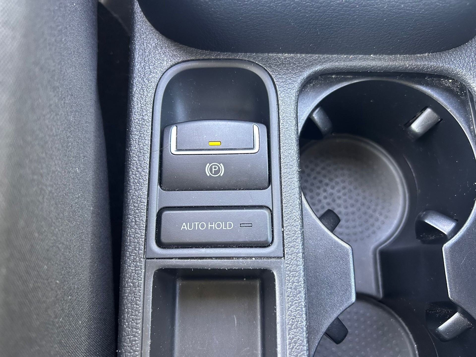 VW Tiguan 2.0 TDI Lounge 4Motion DSG-image-21