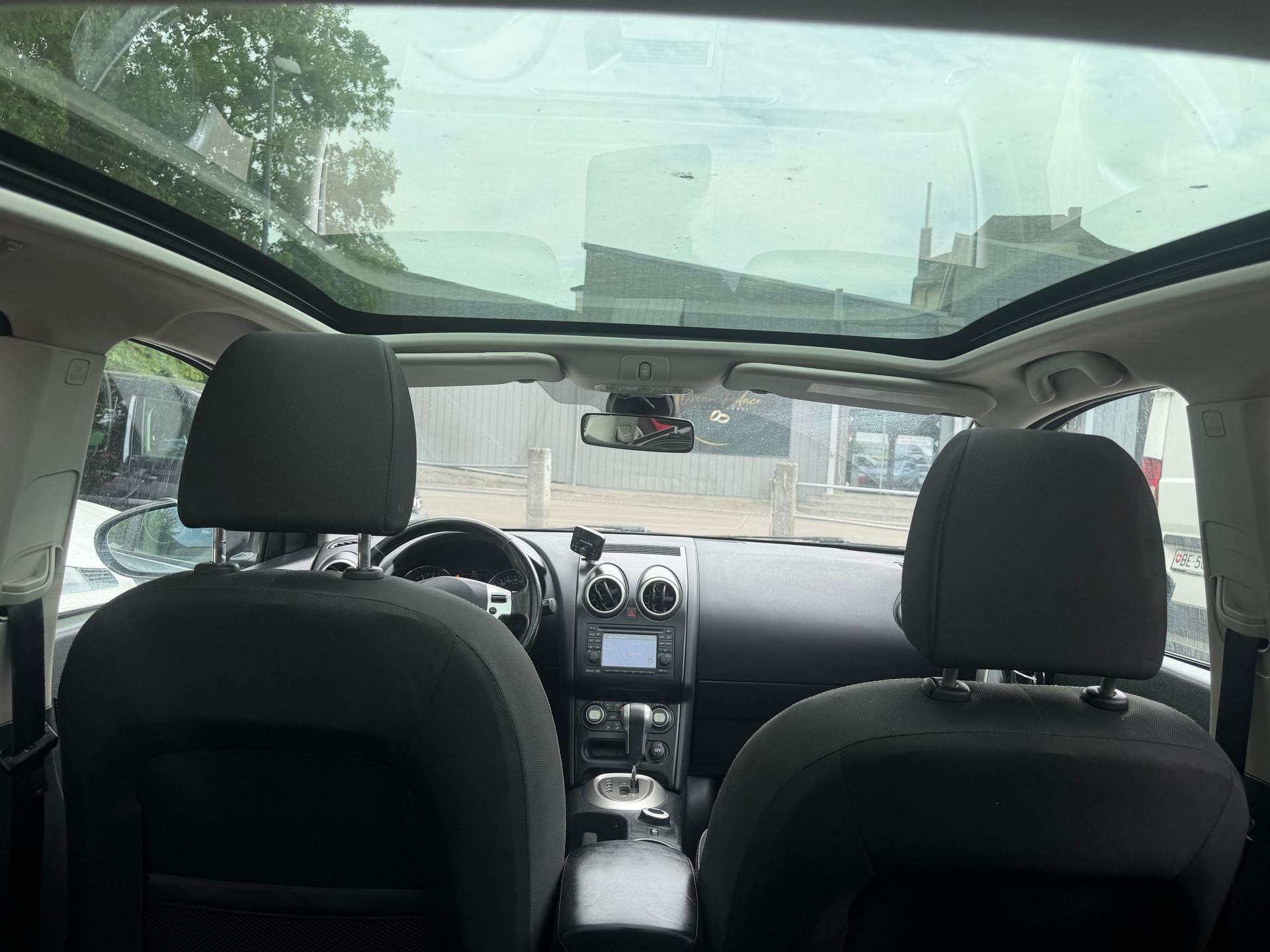 NISSAN Qashqai 2.0 4WD i-Way XTronic CVT * Navigation * Klima-auto * MF-Lenkrad-Tempomat * RF-Kamera * AHK 1400Kg * B5a-image-8