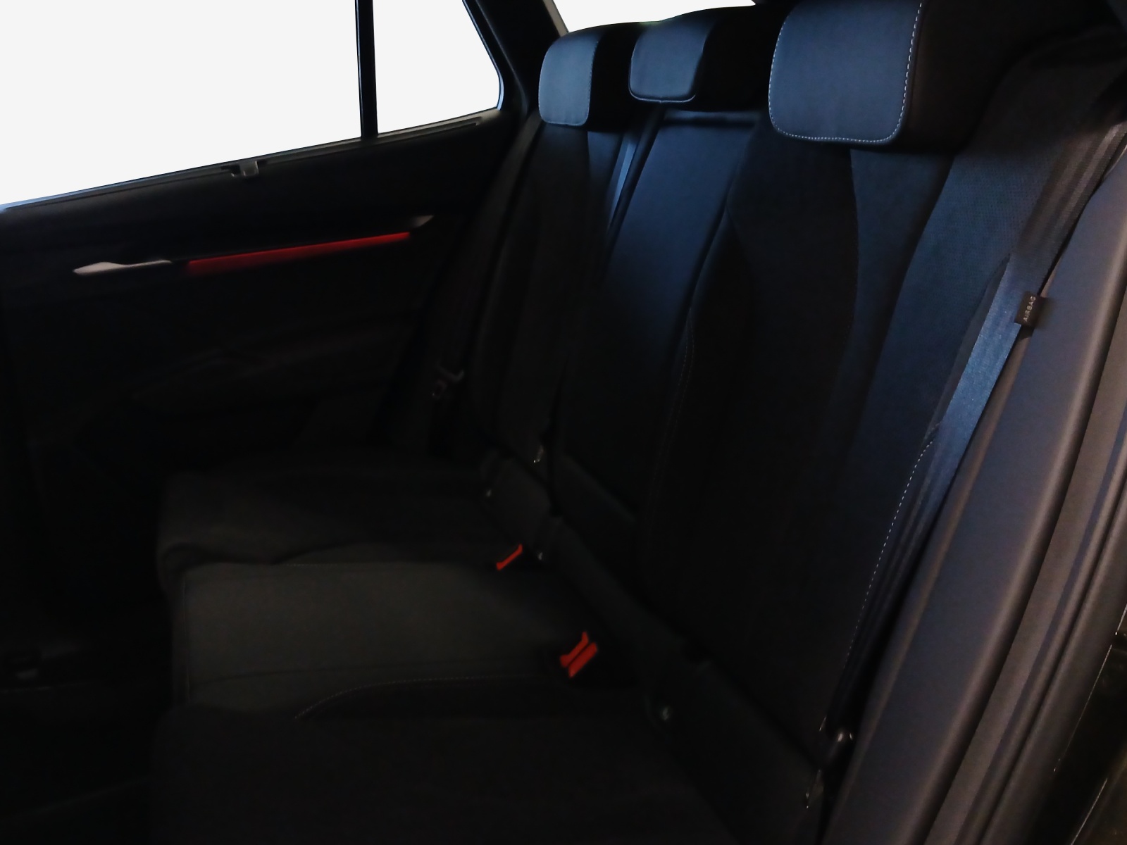 SKODA Enyaq 85x Sportline 4x4-image-11